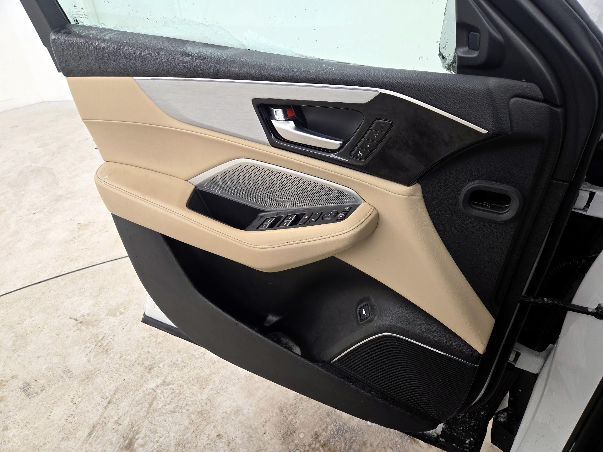 Thumbnail: 2022 Acura MDX - 12