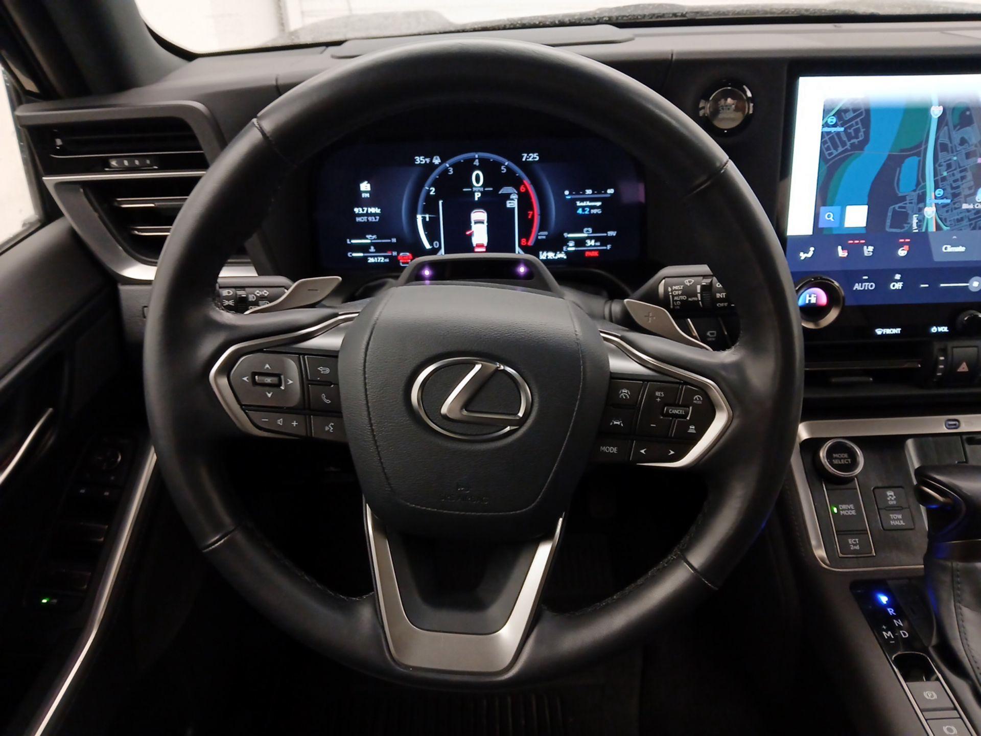 Thumbnail: 2024 Lexus GX - 10