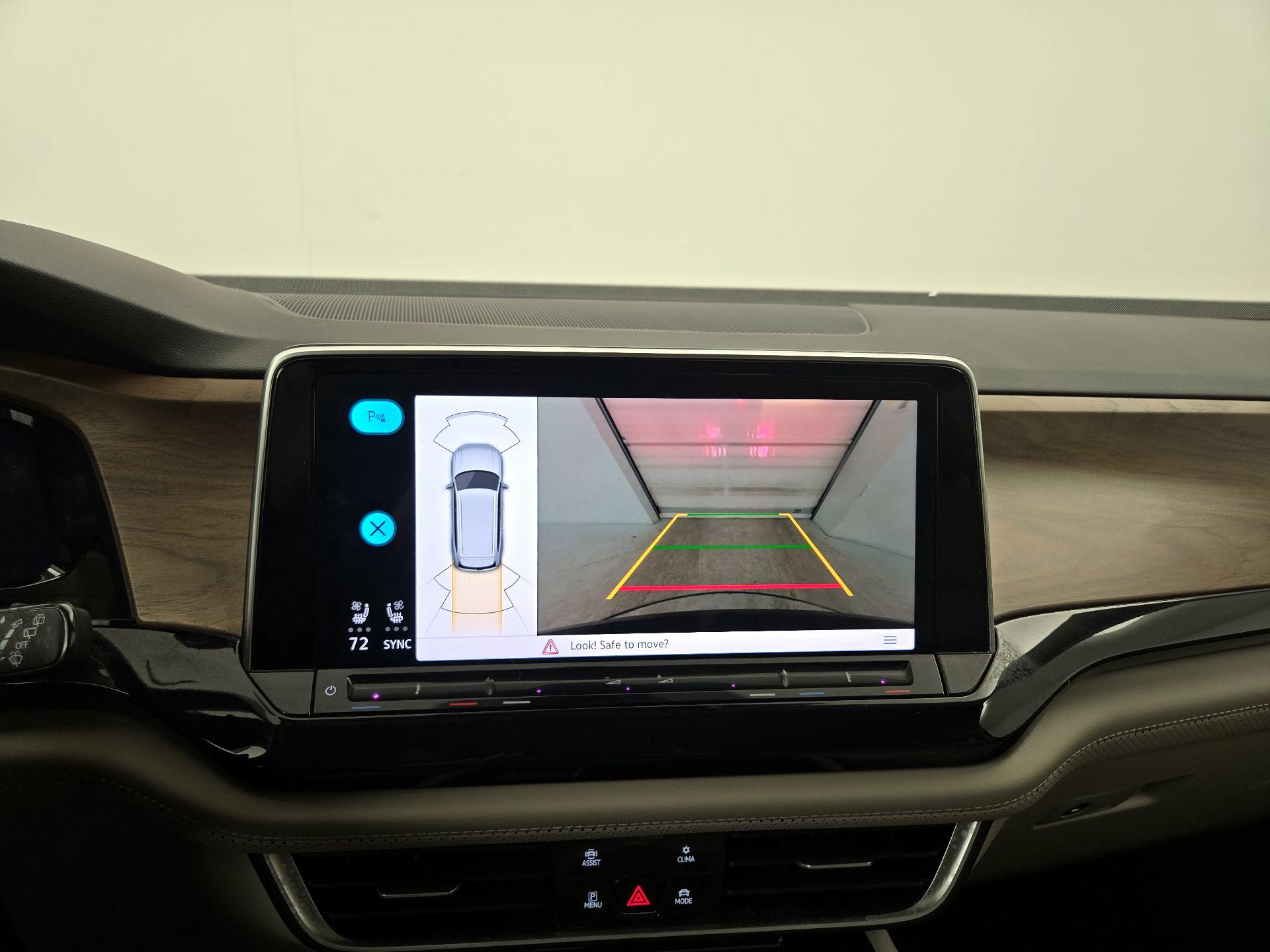 Thumbnail: 2024 Volkswagen Atlas - 14