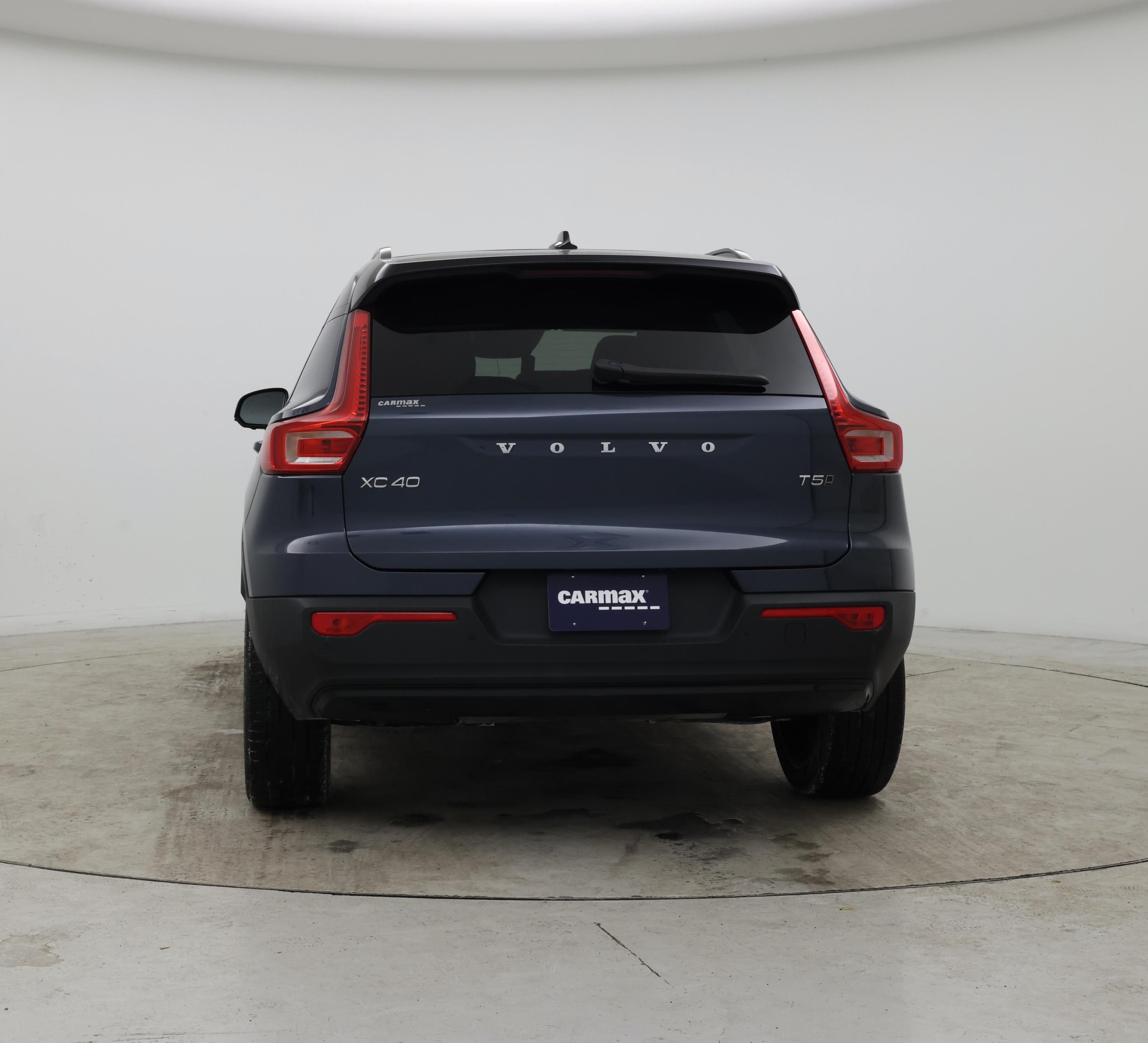 Thumbnail: 2022 Volvo XC40 - 6