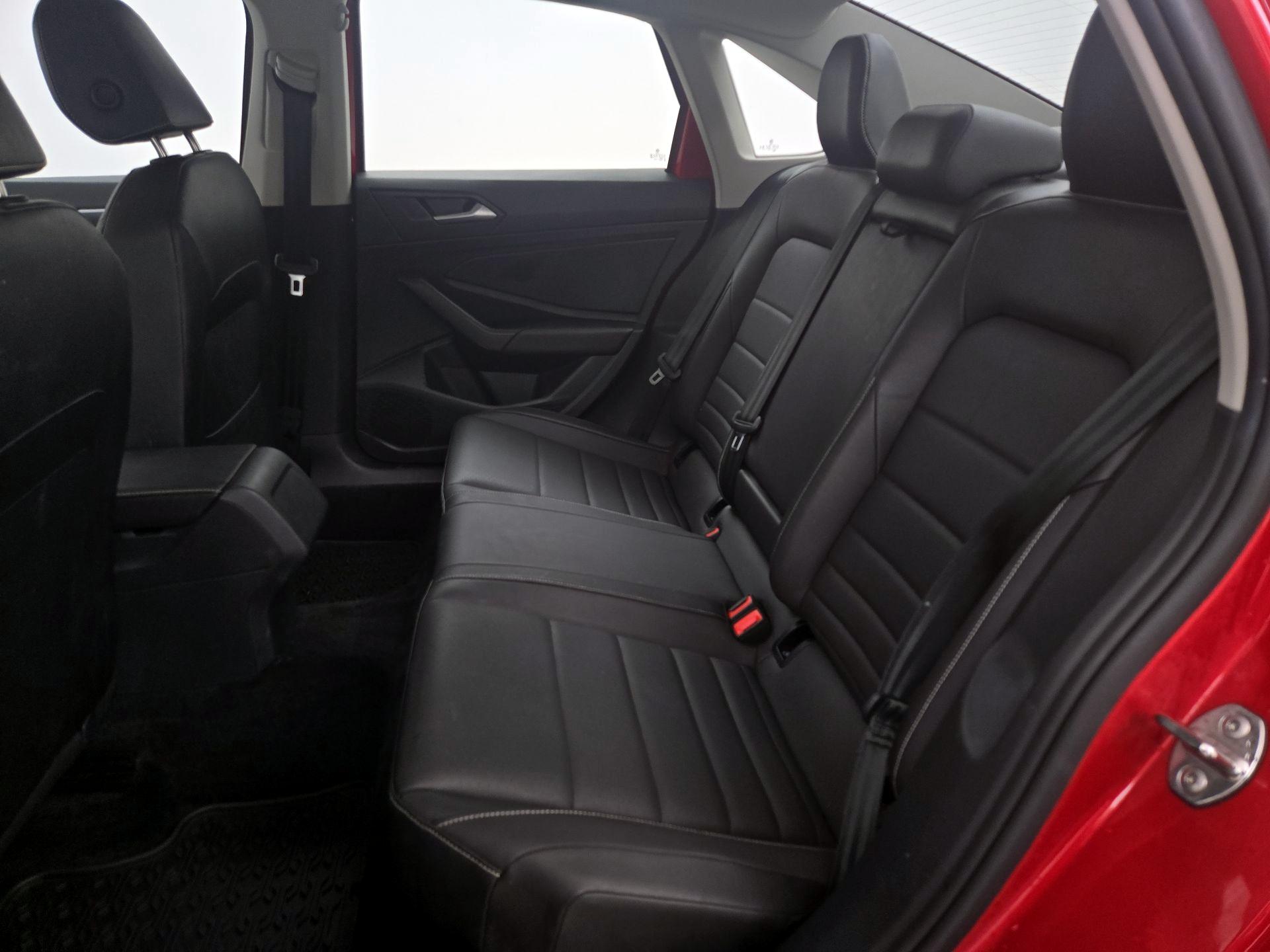 Thumbnail: 2024 Volkswagen Jetta - 20