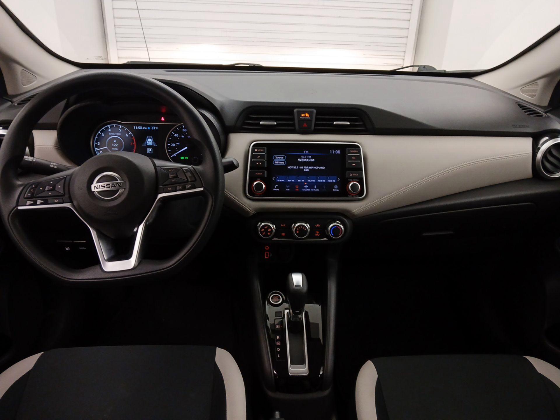 Thumbnail: 2020 Nissan Versa - 9
