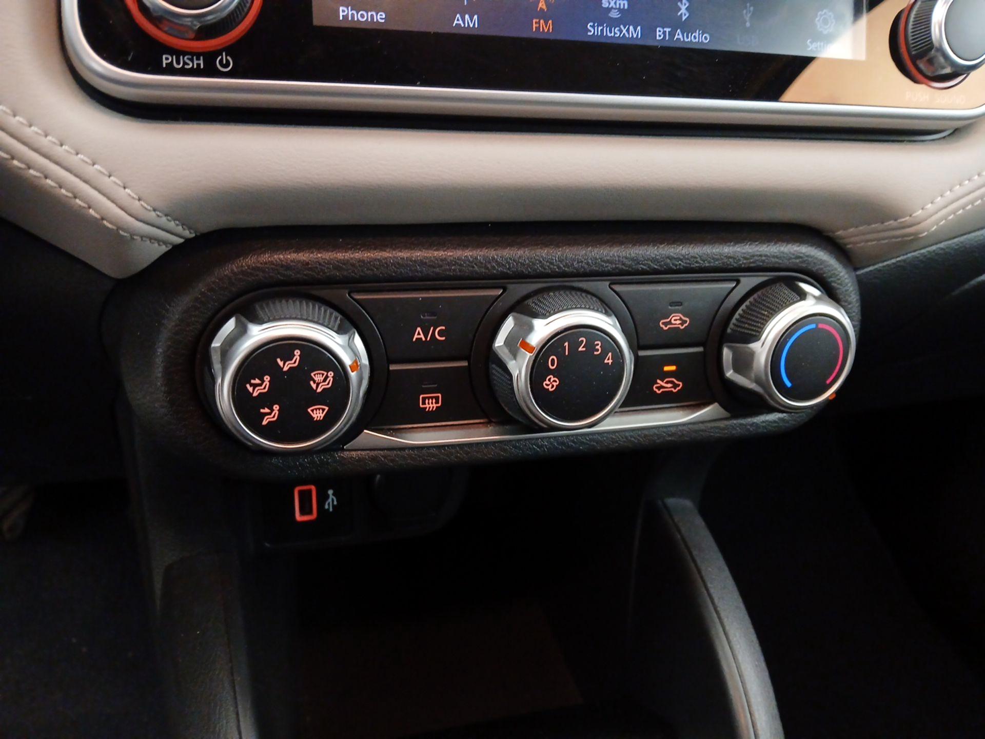 Thumbnail: 2020 Nissan Versa - 16