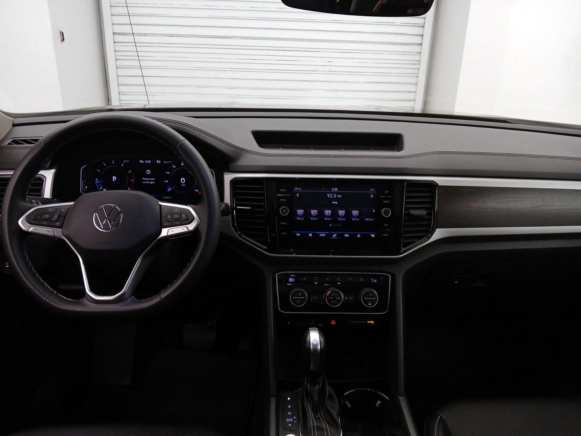 Thumbnail: 2022 Volkswagen Atlas - 9