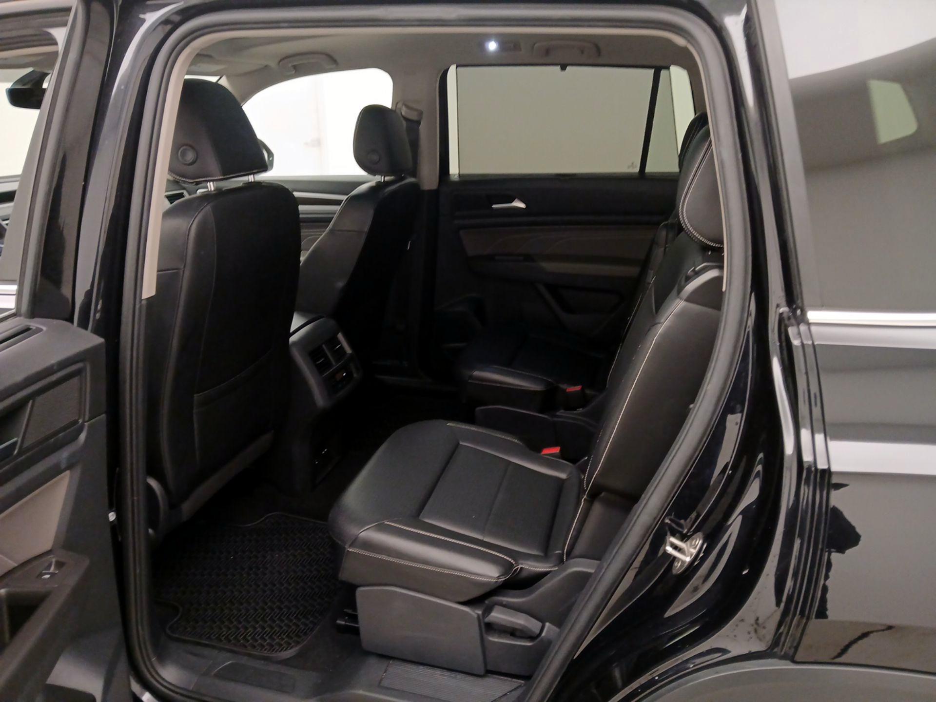 Thumbnail: 2022 Volkswagen Atlas - 20