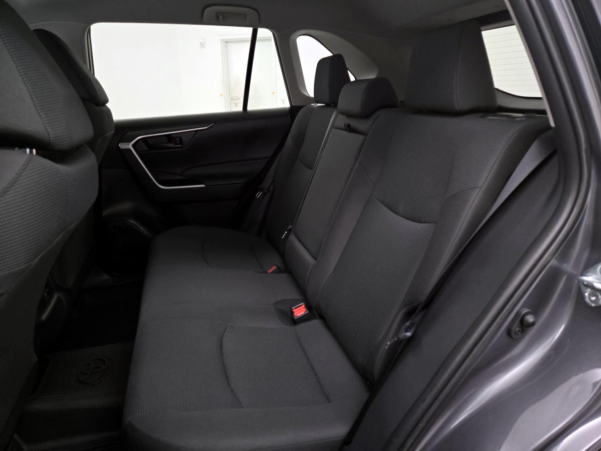 Thumbnail: 2025 Toyota RAV4 - 19