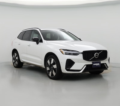 2024 Volvo XC60 Recharge PHEV T8 Plus Dark Theme