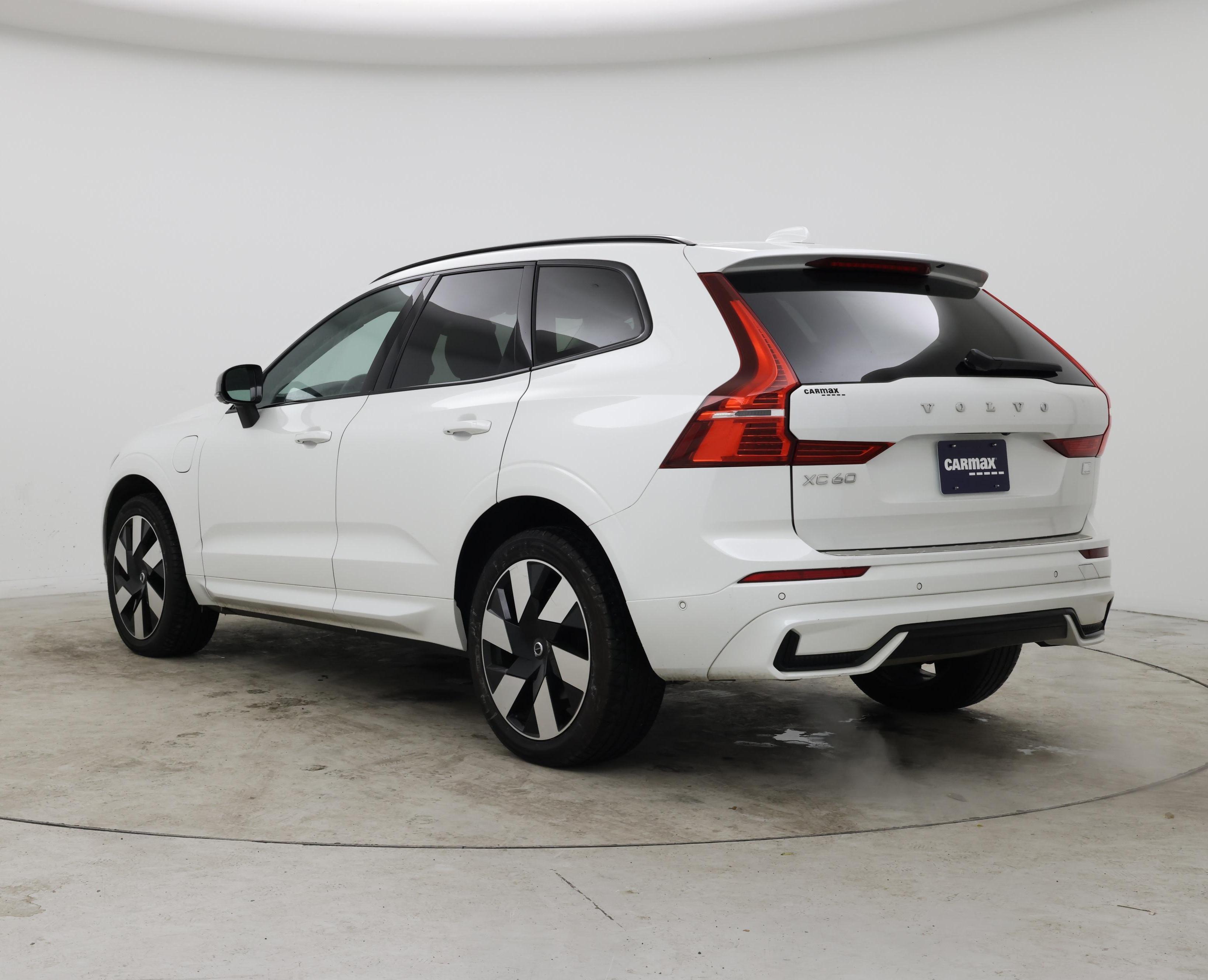 Thumbnail: 2024 Volvo XC60 - 2