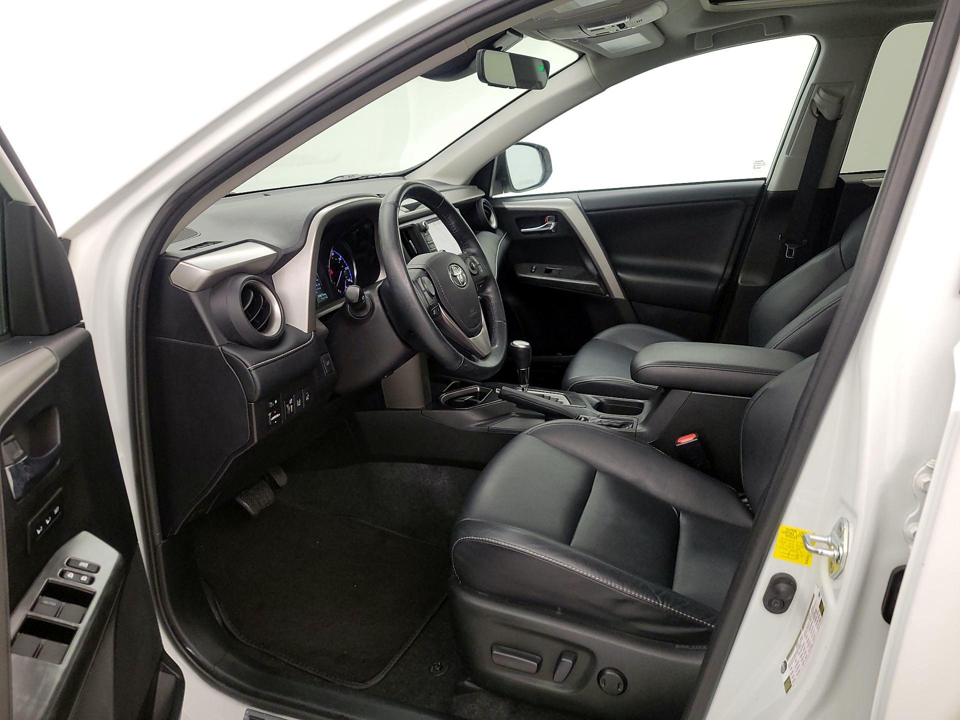 Thumbnail: 2017 Toyota RAV4 - 11