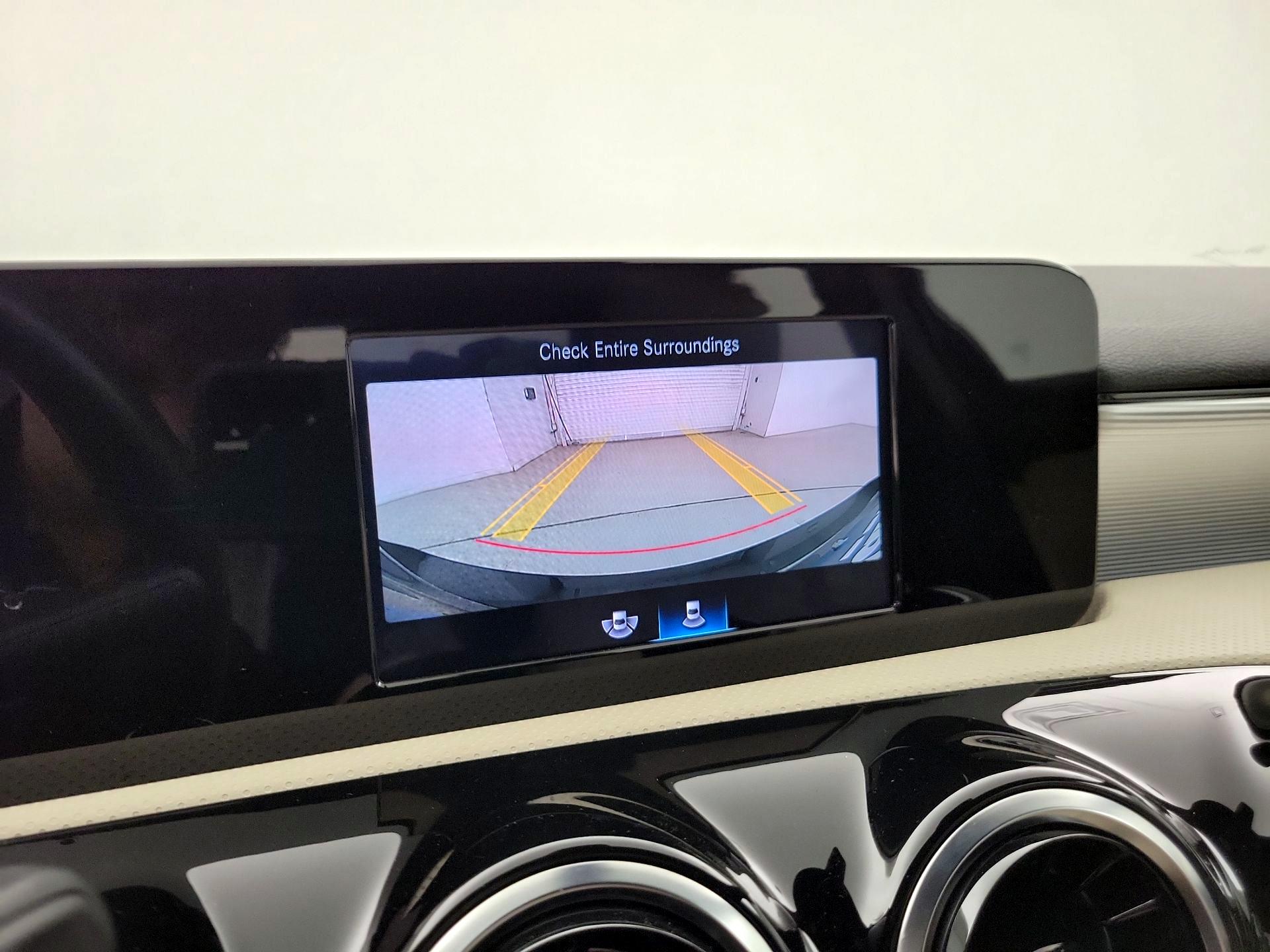 Thumbnail: 2020 Mercedes-Benz A-Class - 13