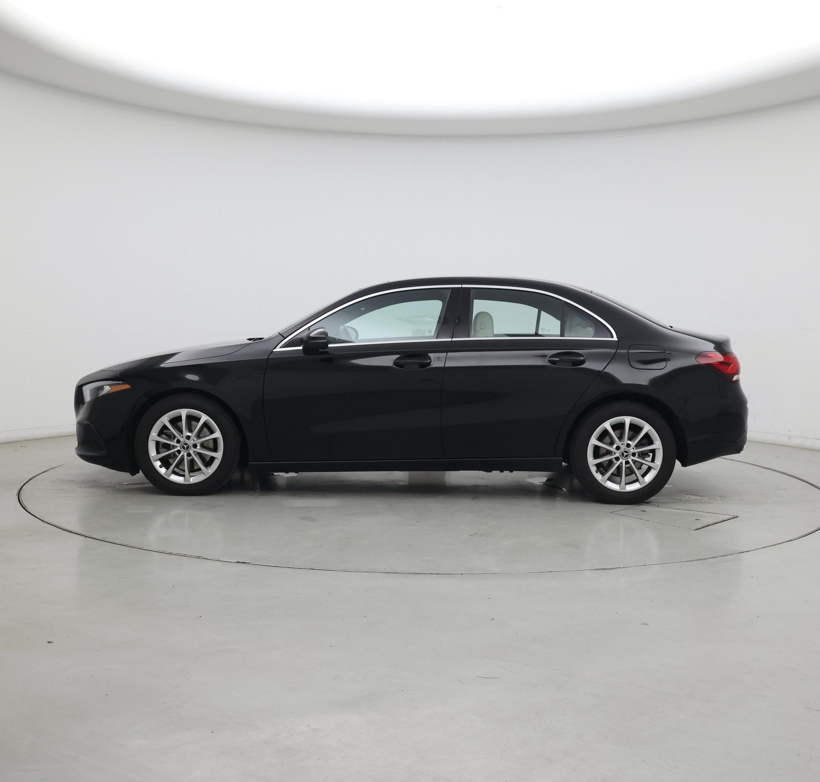 Thumbnail: 2020 Mercedes-Benz A-Class - 3