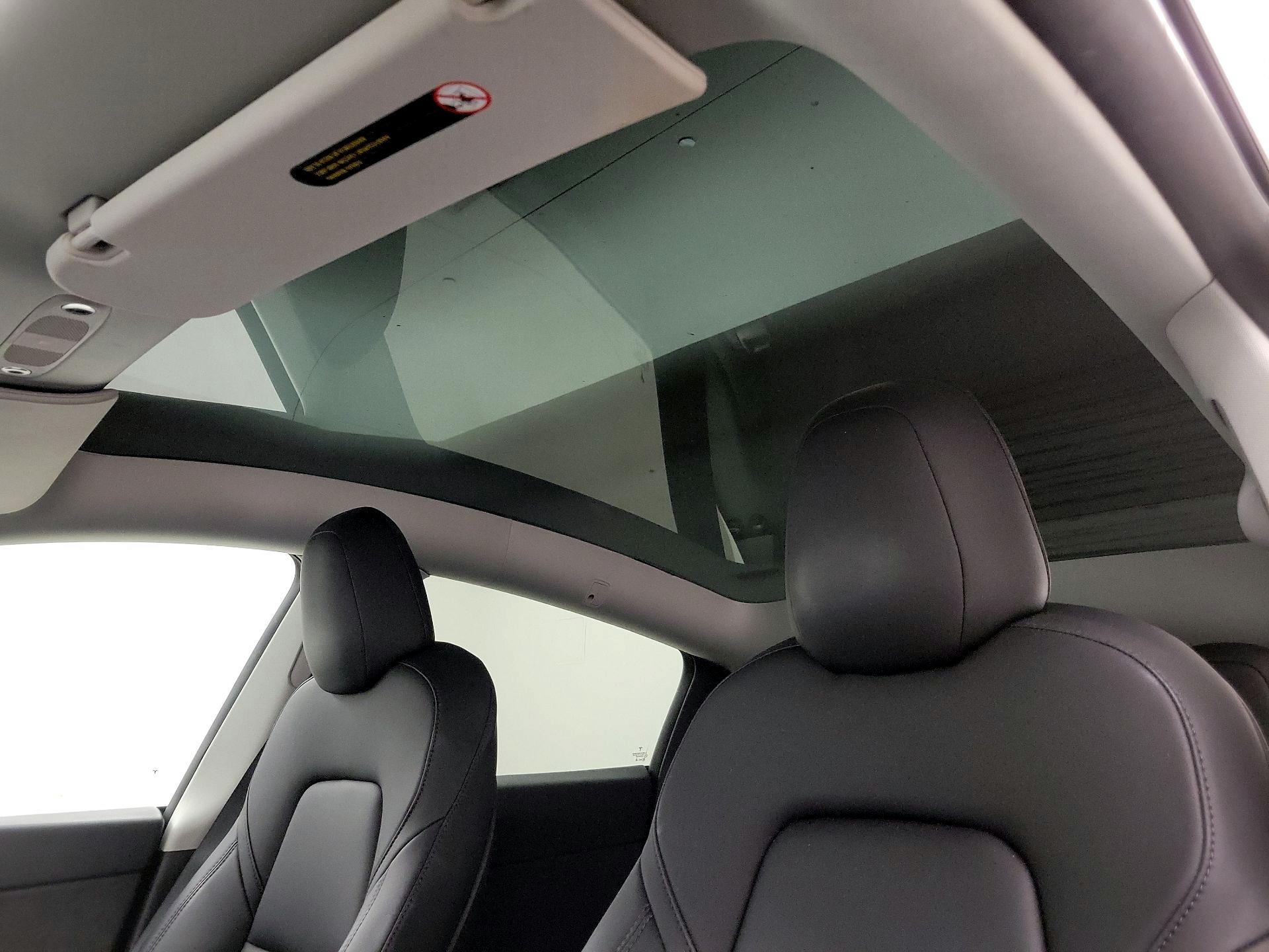 Thumbnail: 2022 Tesla Model Y - 19