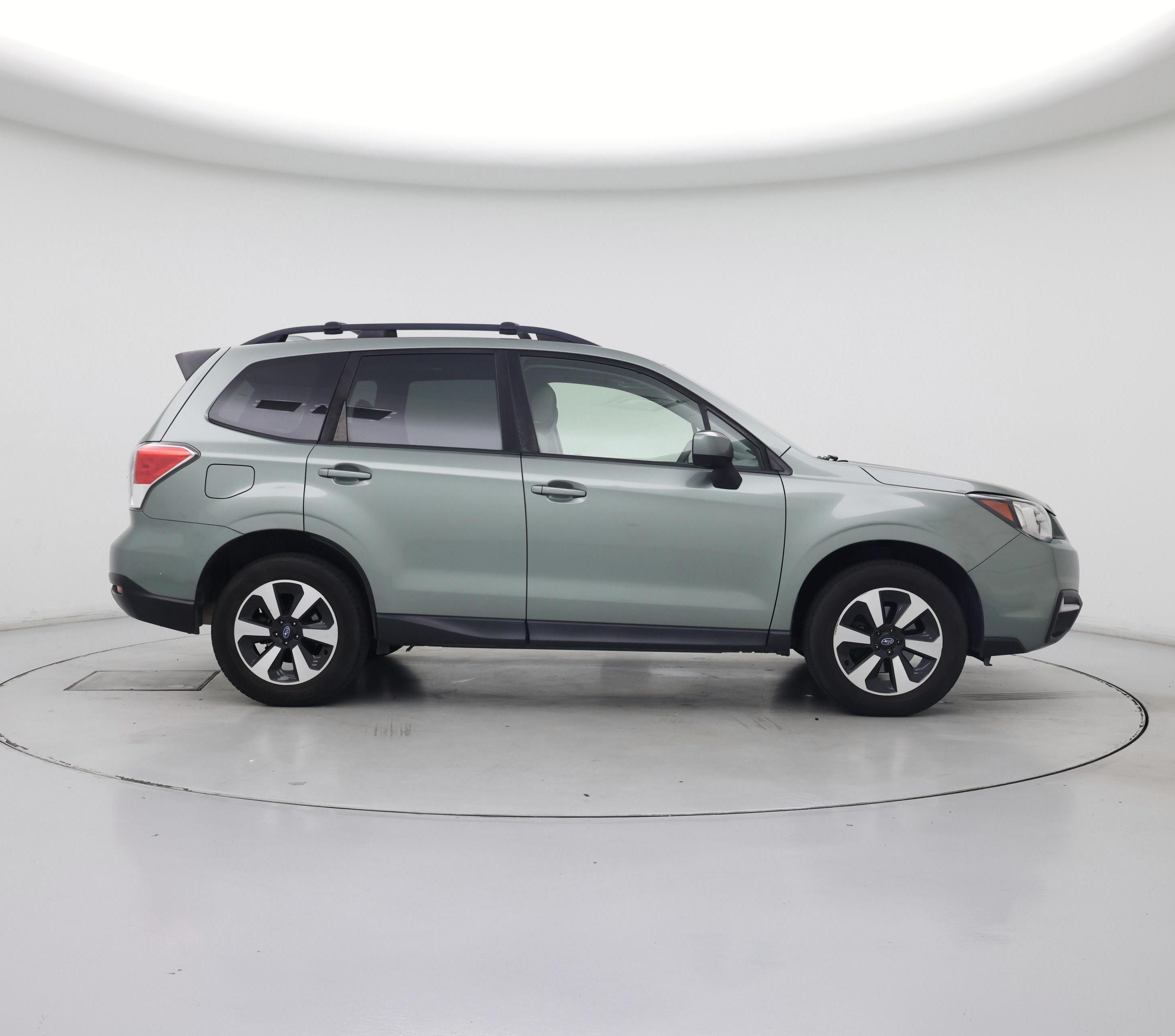 Thumbnail: 2017 Subaru Forester - 7