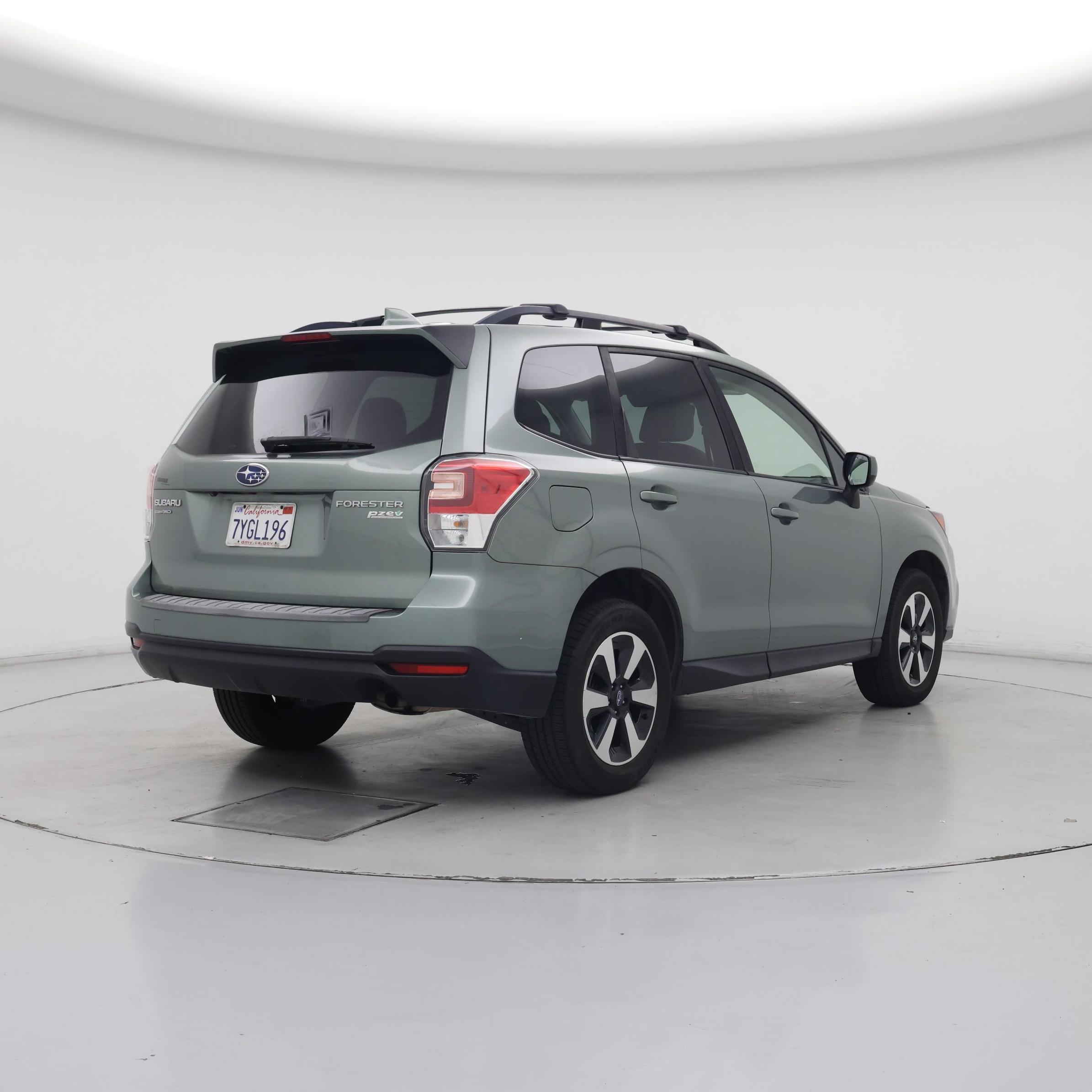 Thumbnail: 2017 Subaru Forester - 8