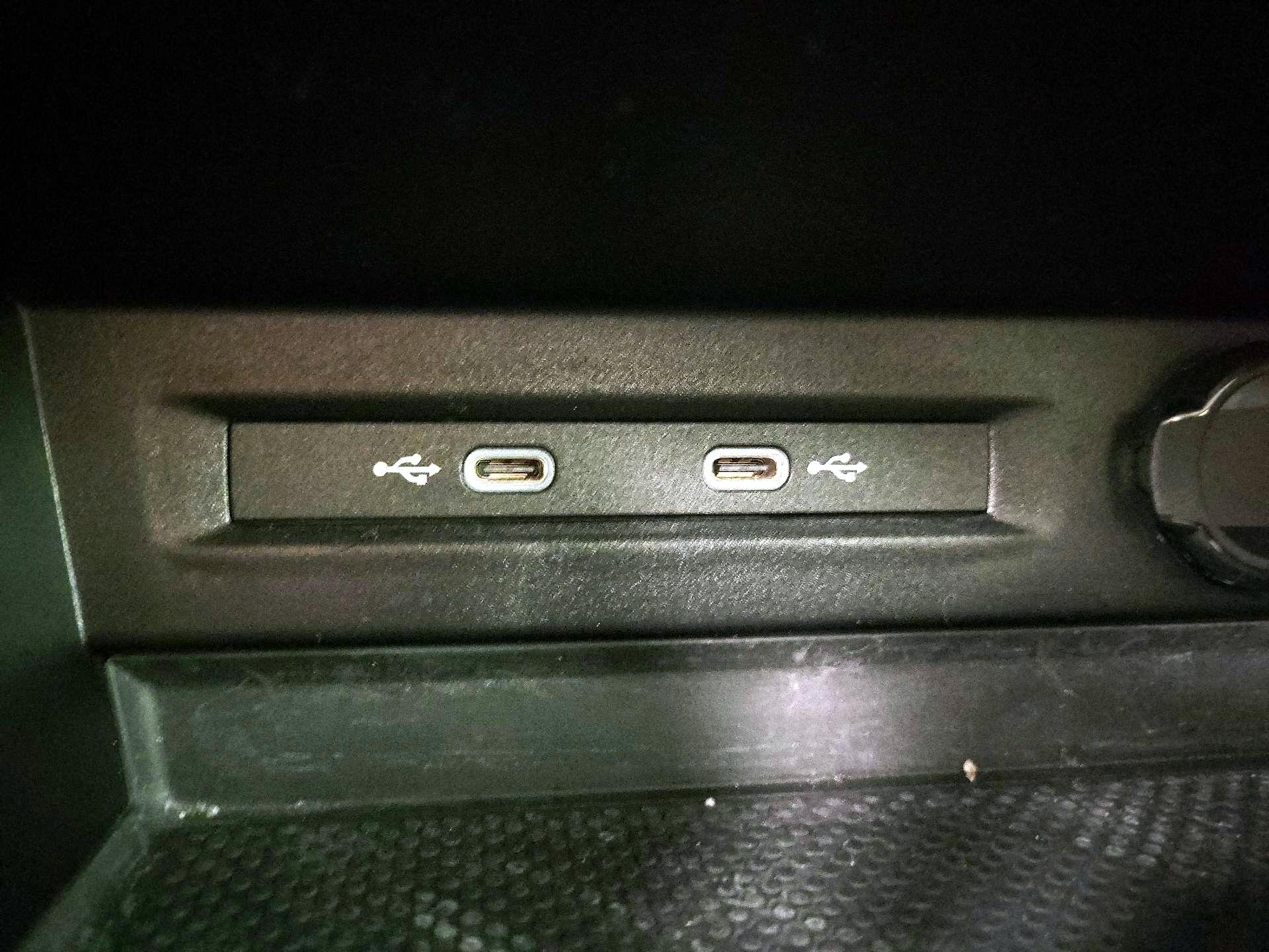 Thumbnail: 2022 Volkswagen Taos - 18