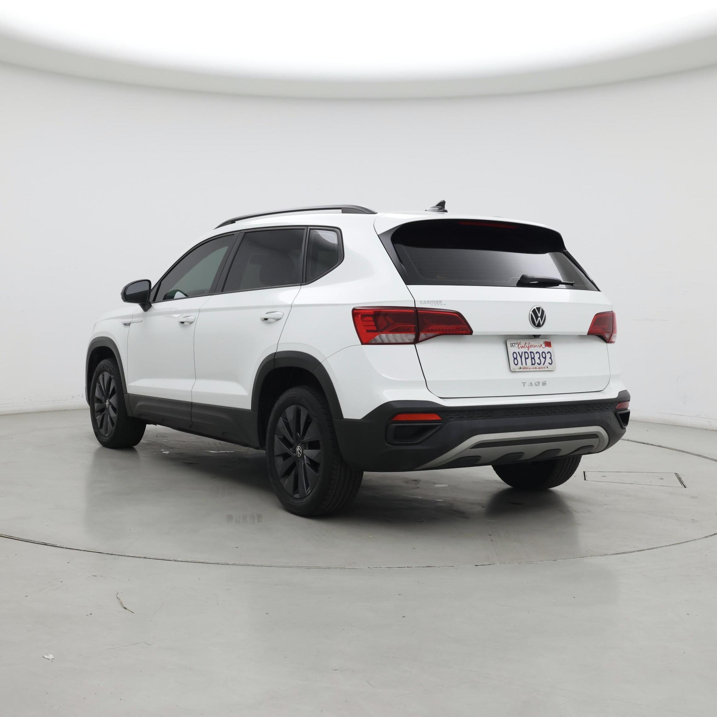 Thumbnail: 2022 Volkswagen Taos - 2