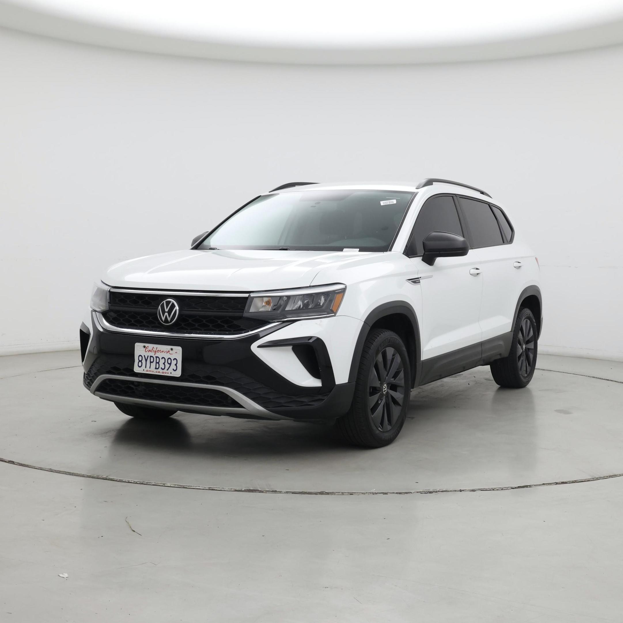 Thumbnail: 2022 Volkswagen Taos - 4