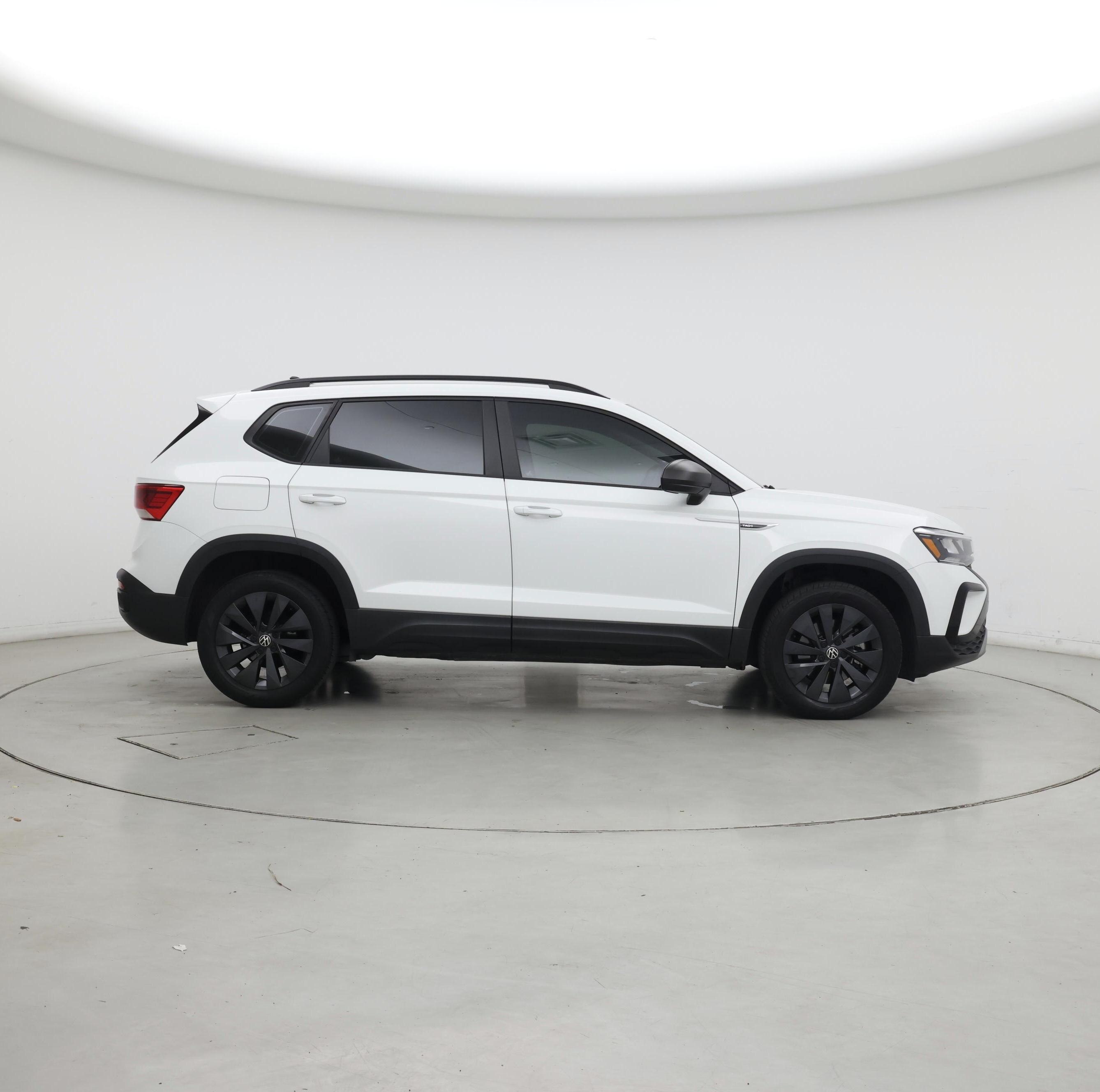 Thumbnail: 2022 Volkswagen Taos - 7