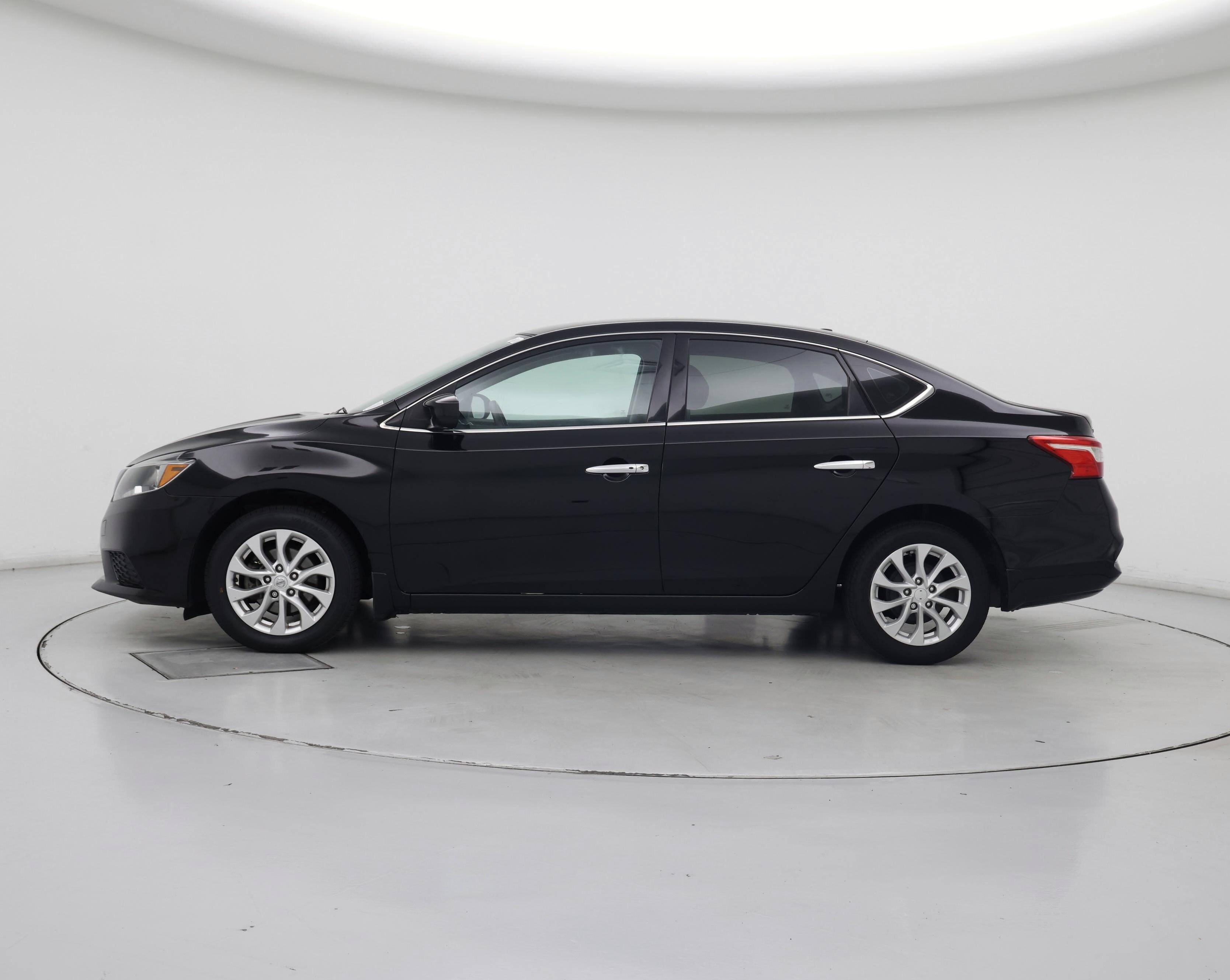 Thumbnail: 2019 Nissan Sentra - 3