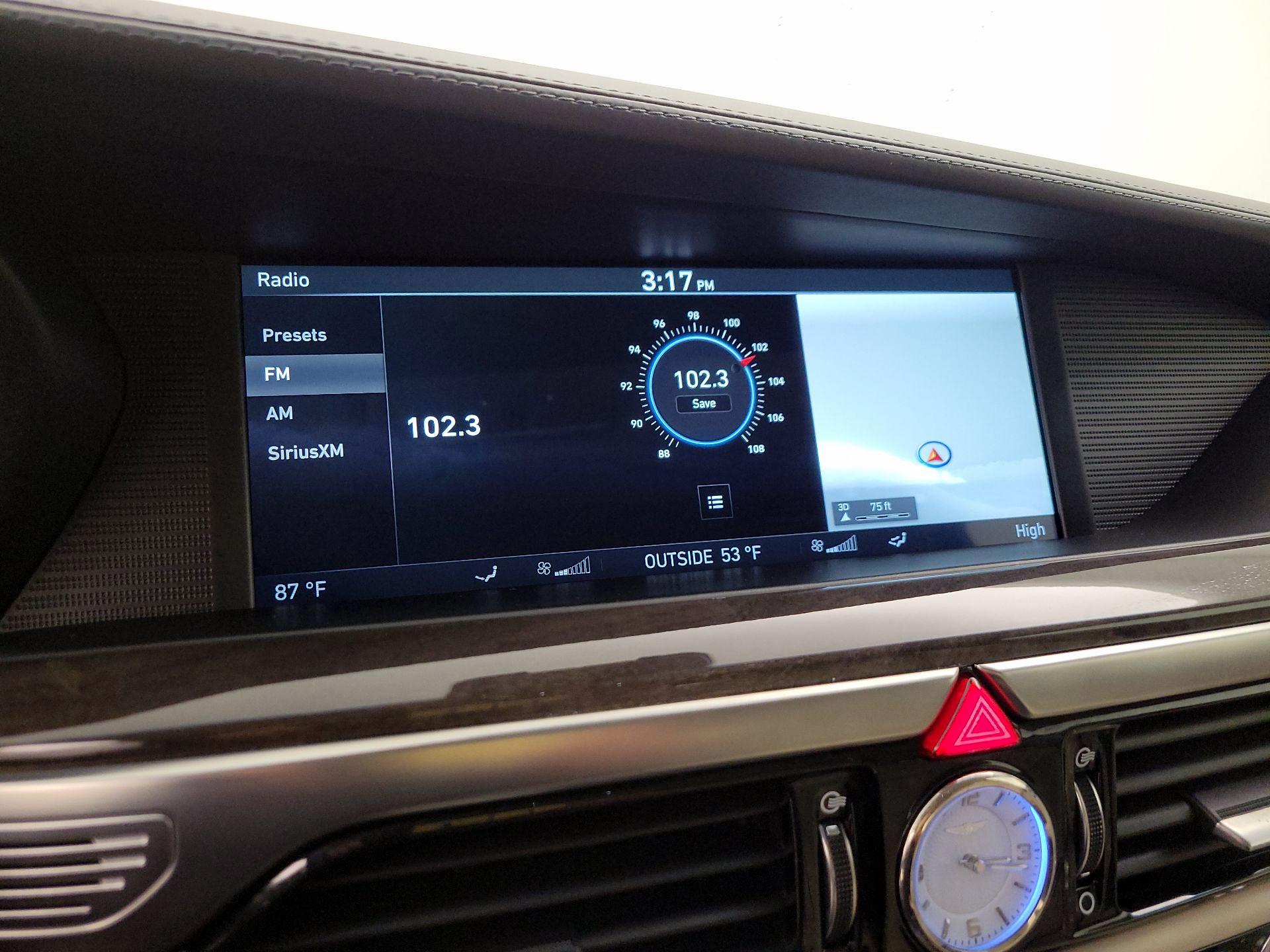 Thumbnail: 2019 Genesis G90 - 14