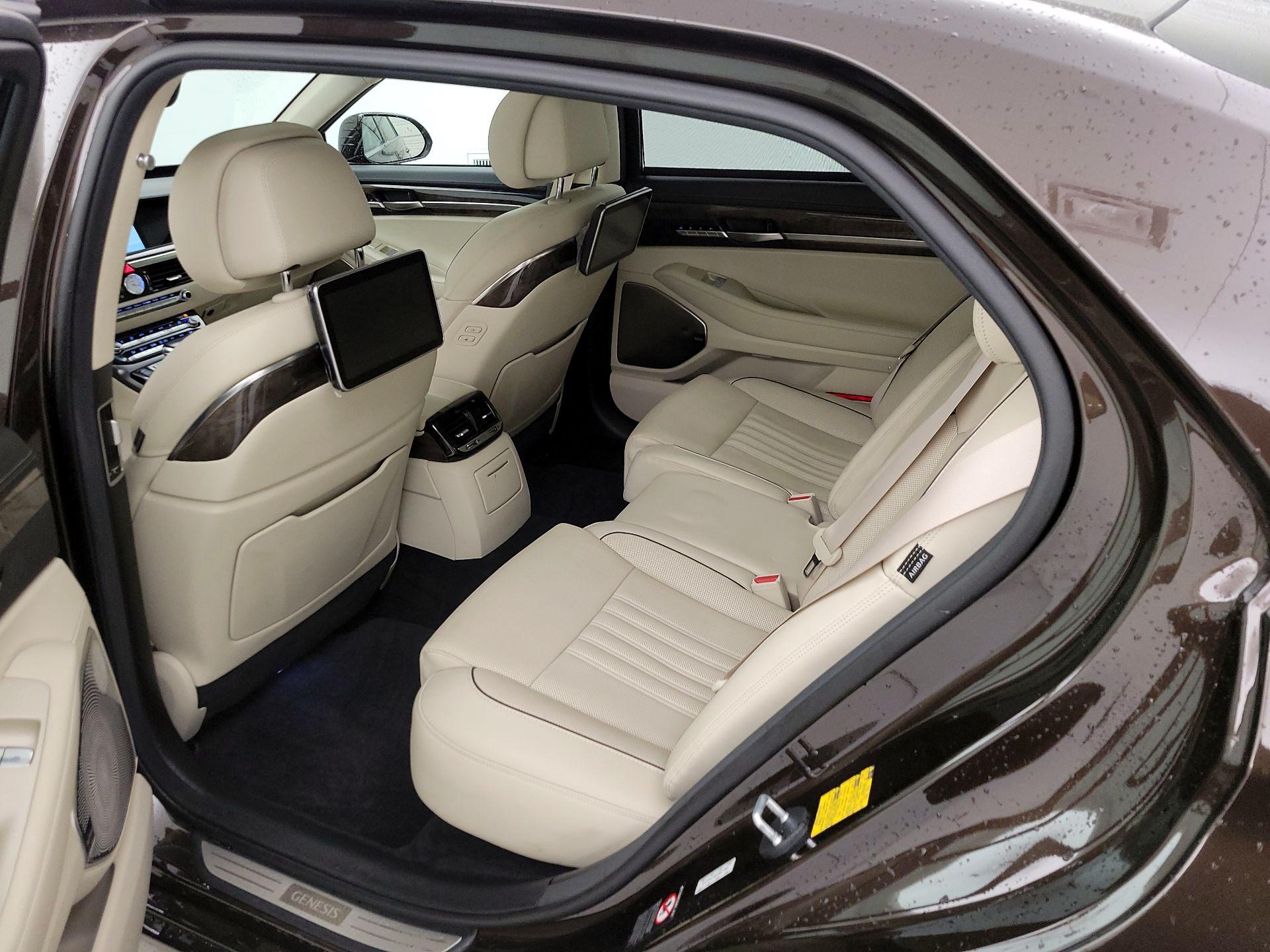 Thumbnail: 2019 Genesis G90 - 20