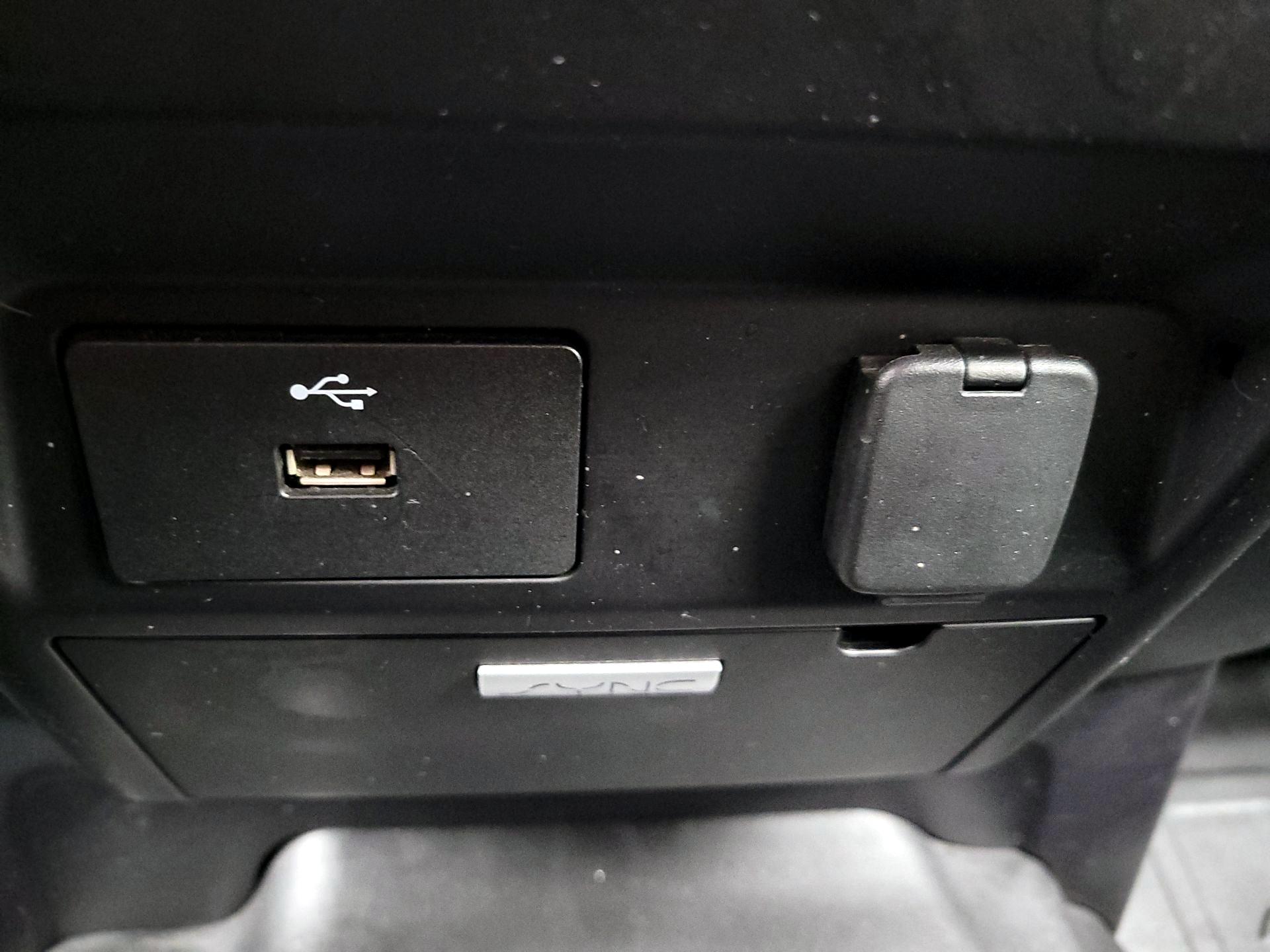 Thumbnail: 2016 Ford F-150 - 18