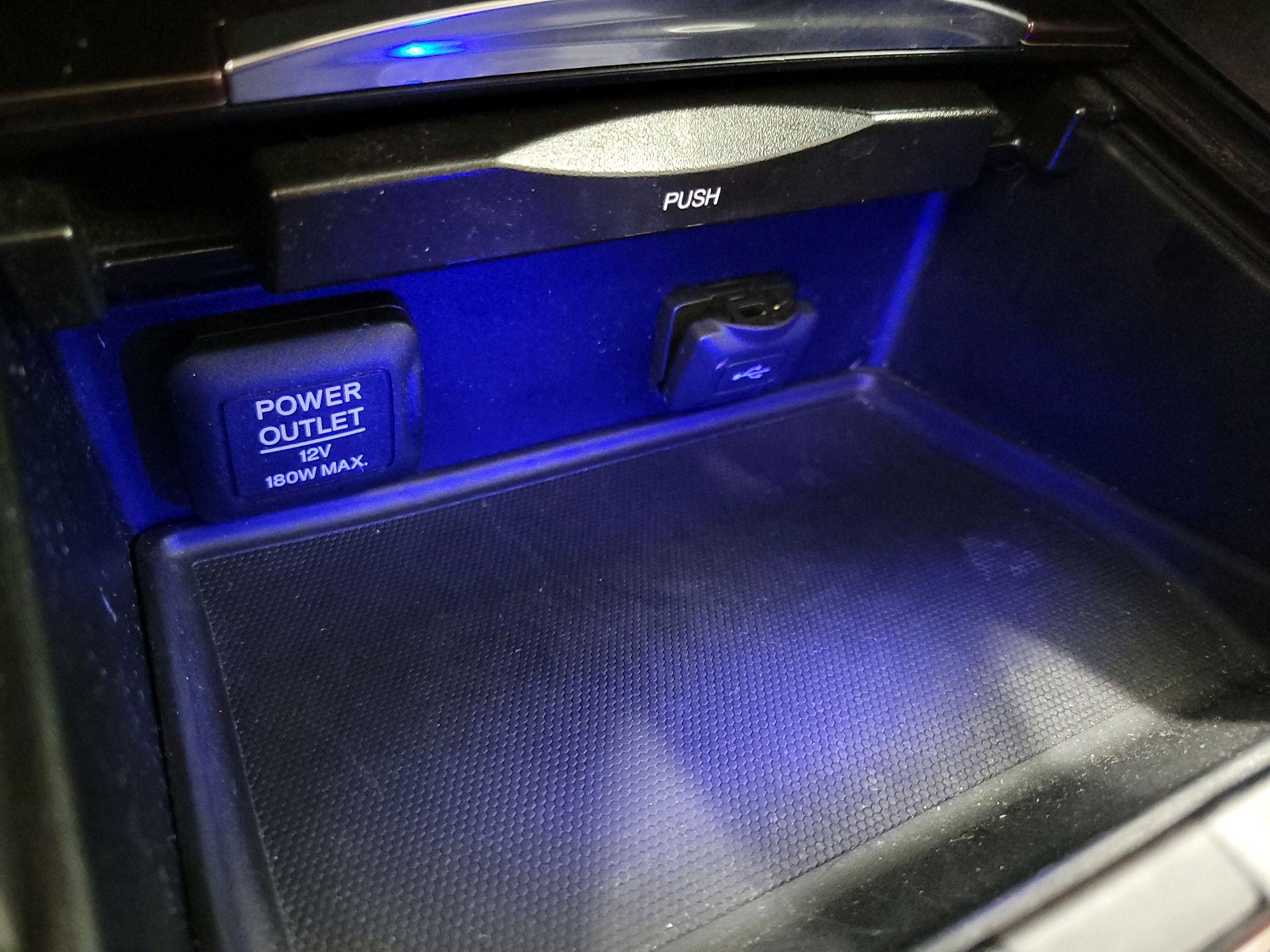 Thumbnail: 2015 Acura TLX - 18