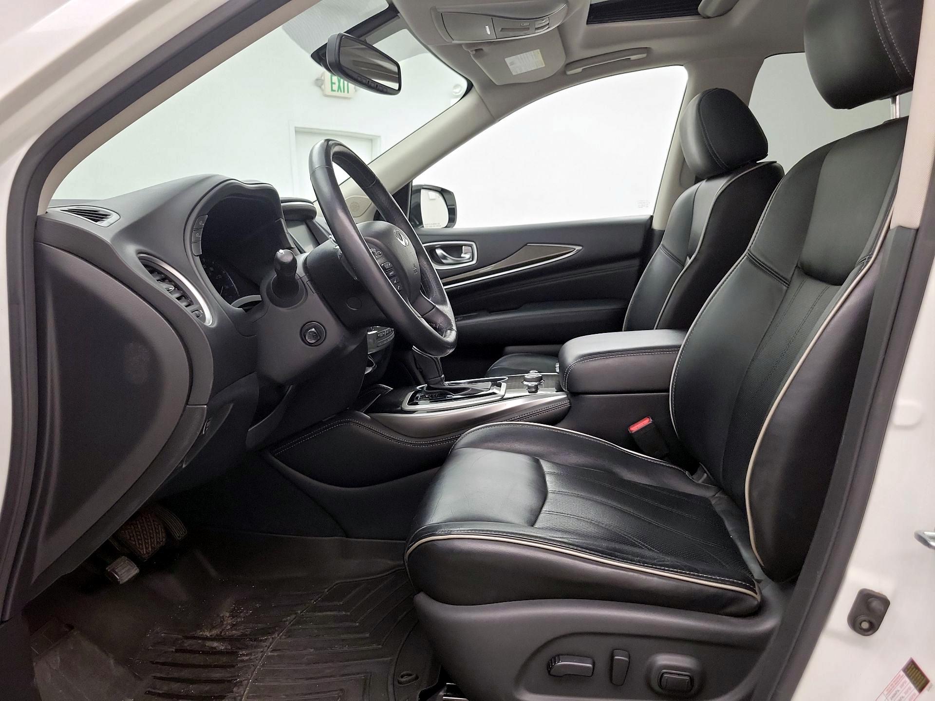 Thumbnail: 2017 INFINITI QX60 - 11