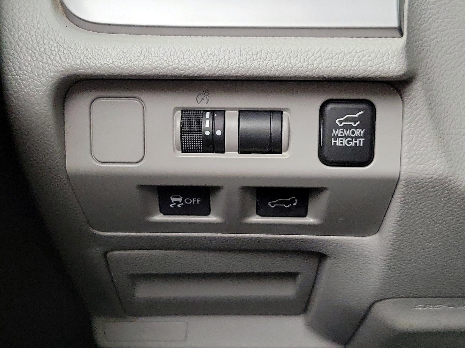 Thumbnail: 2016 Subaru Forester - 13