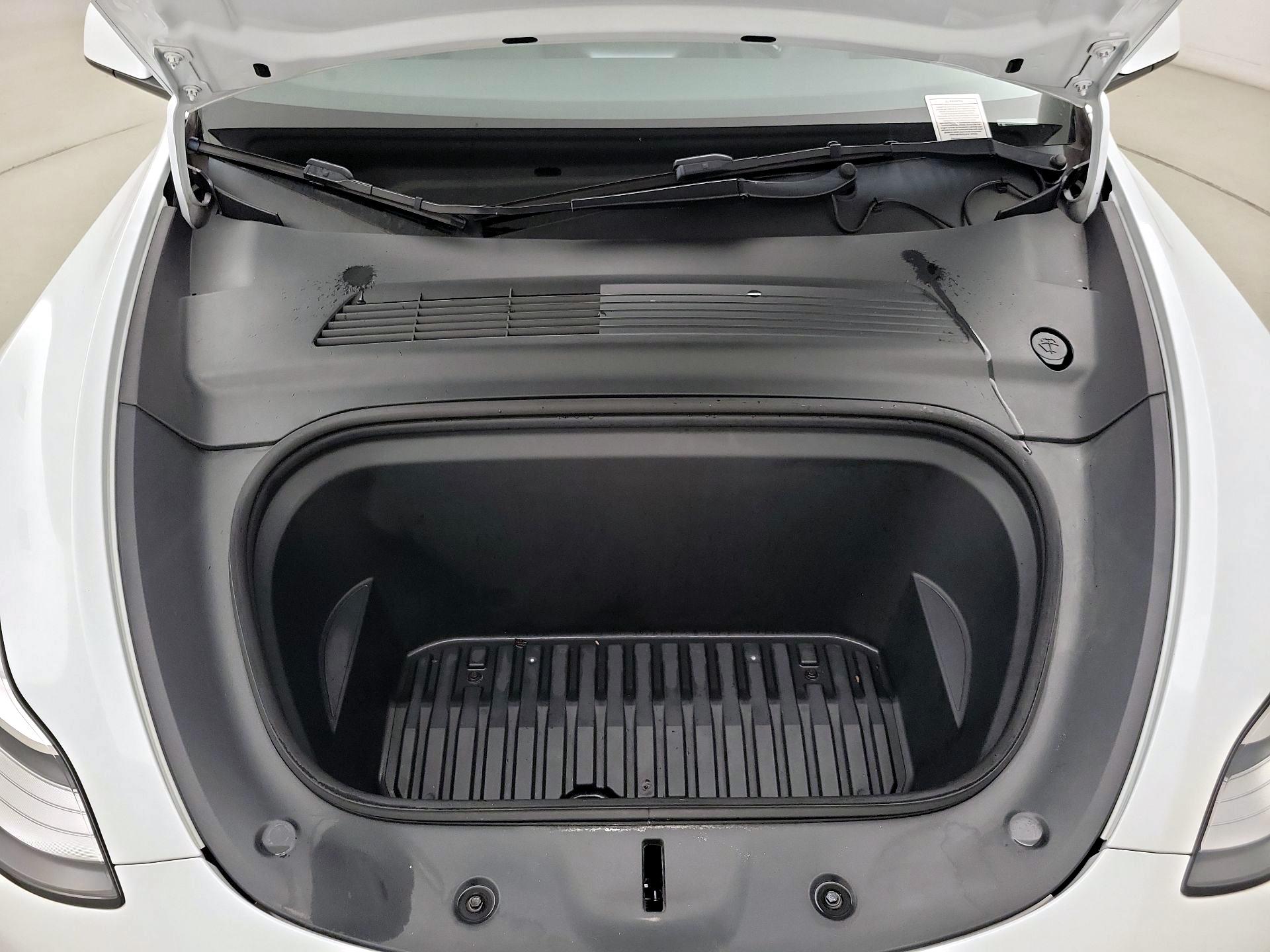 Thumbnail: 2021 Tesla Model Y - 20