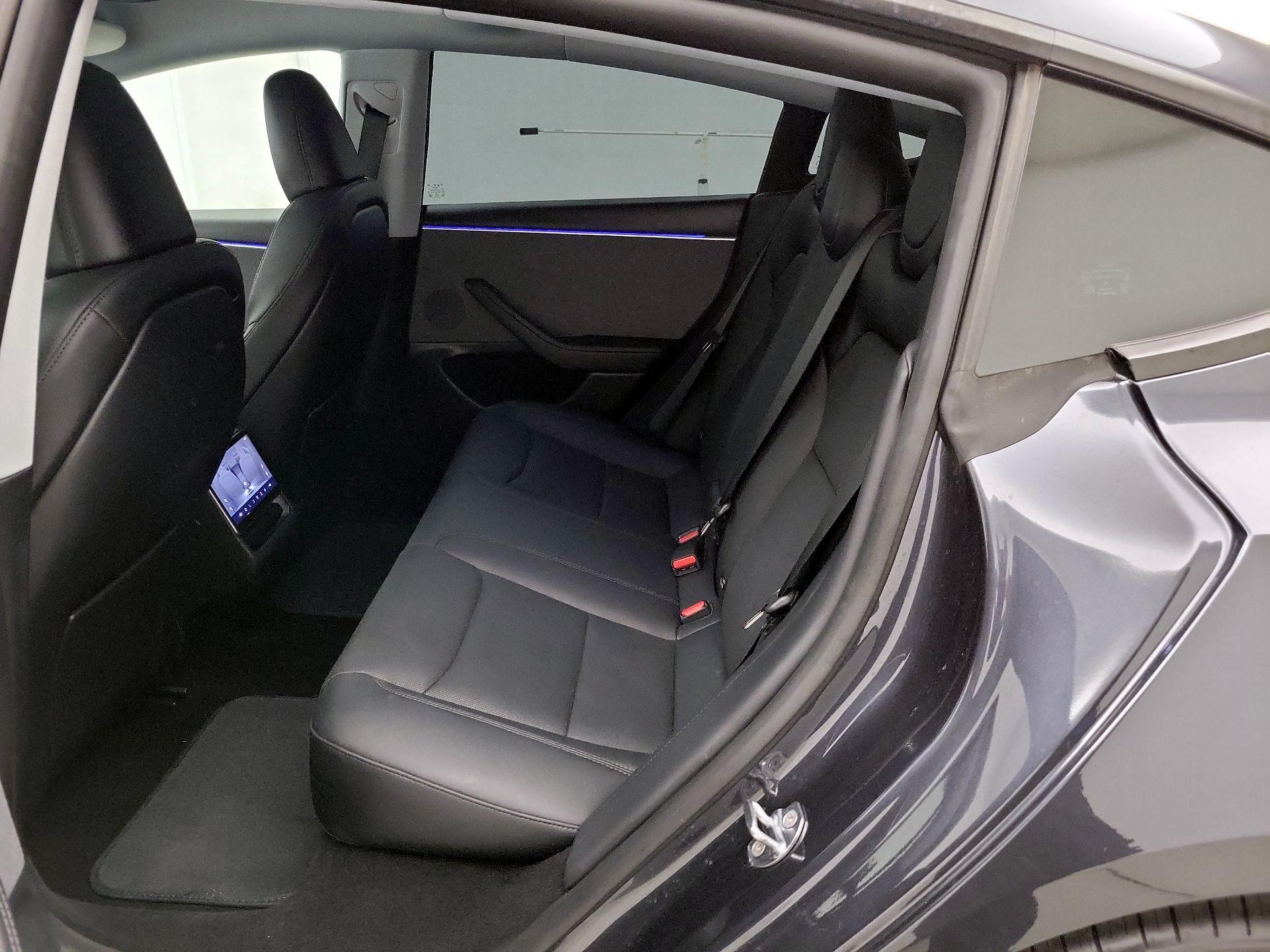 Thumbnail: 2025 Tesla Model 3 - 19