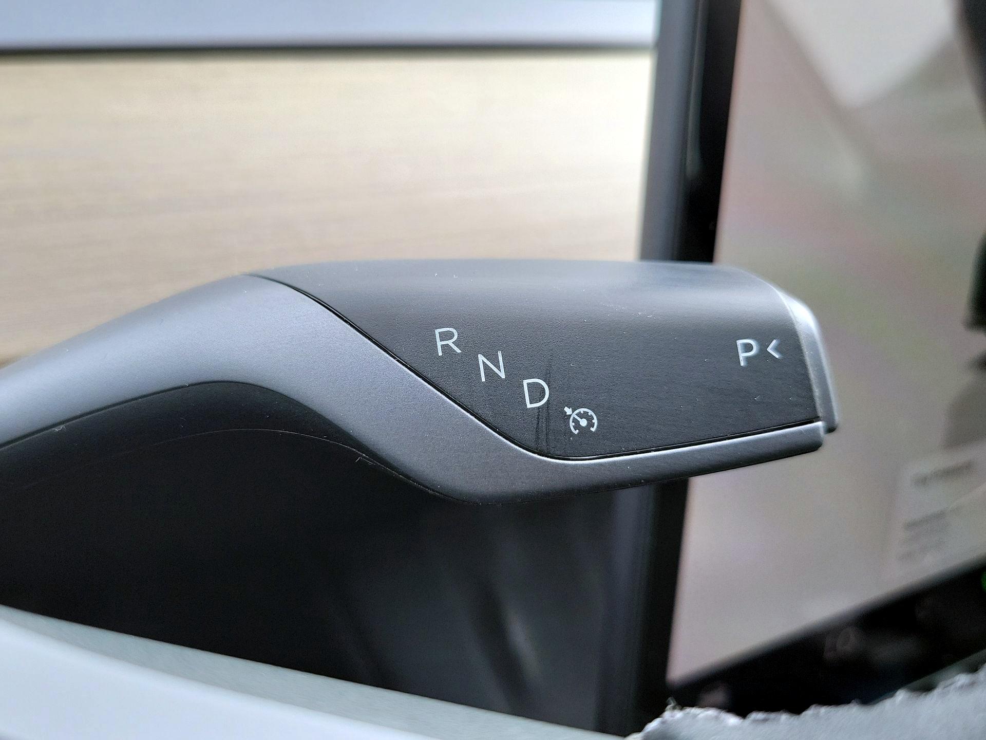 Thumbnail: 2023 Tesla Model 3 - 17