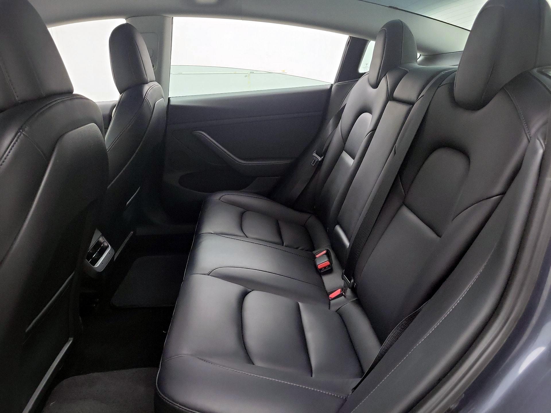 Thumbnail: 2023 Tesla Model 3 - 20