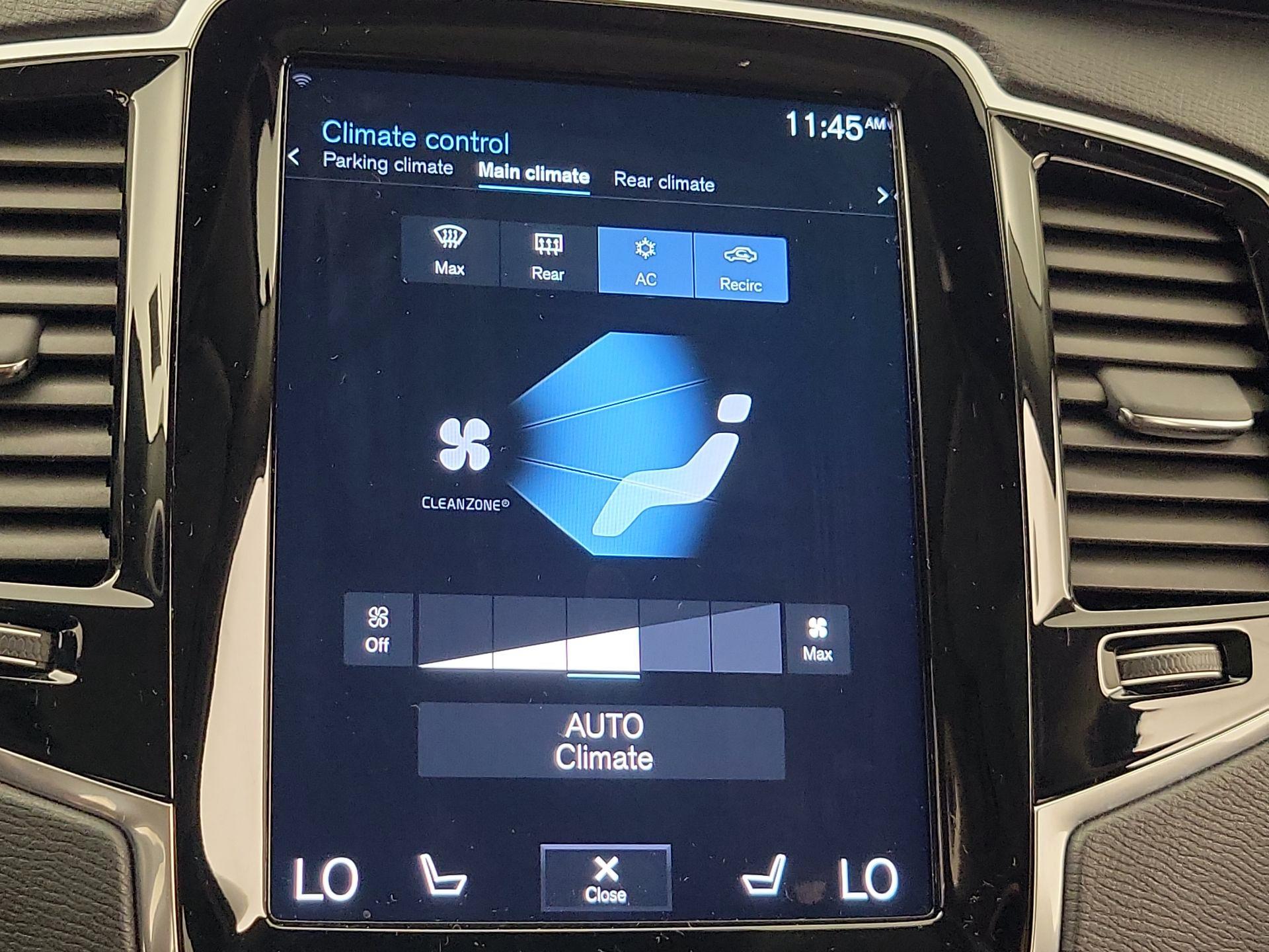 Thumbnail: 2022 Volvo XC90 - 17