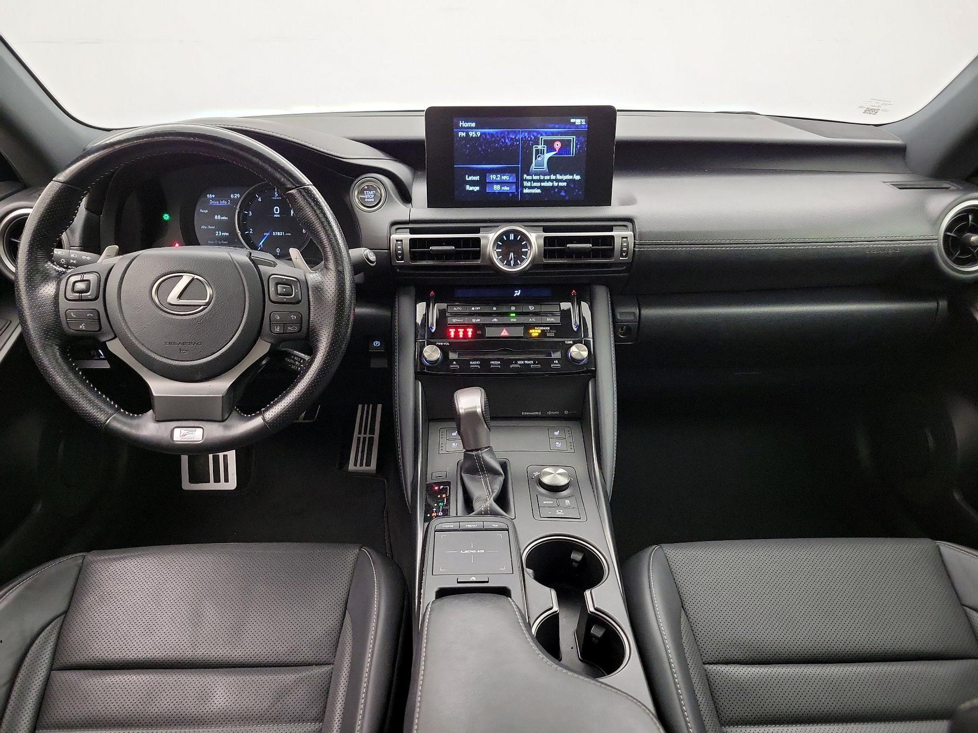 Thumbnail: 2022 Lexus IS - 9