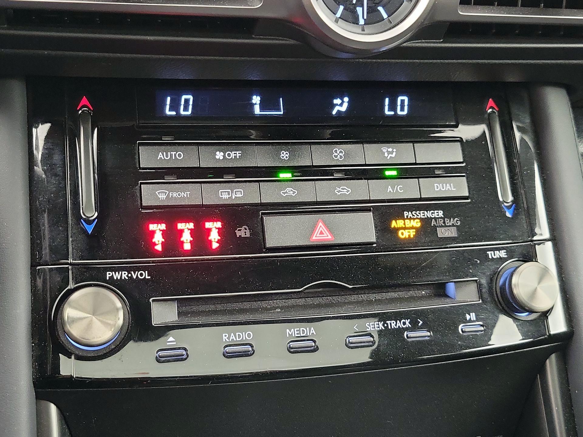 Thumbnail: 2022 Lexus IS - 16