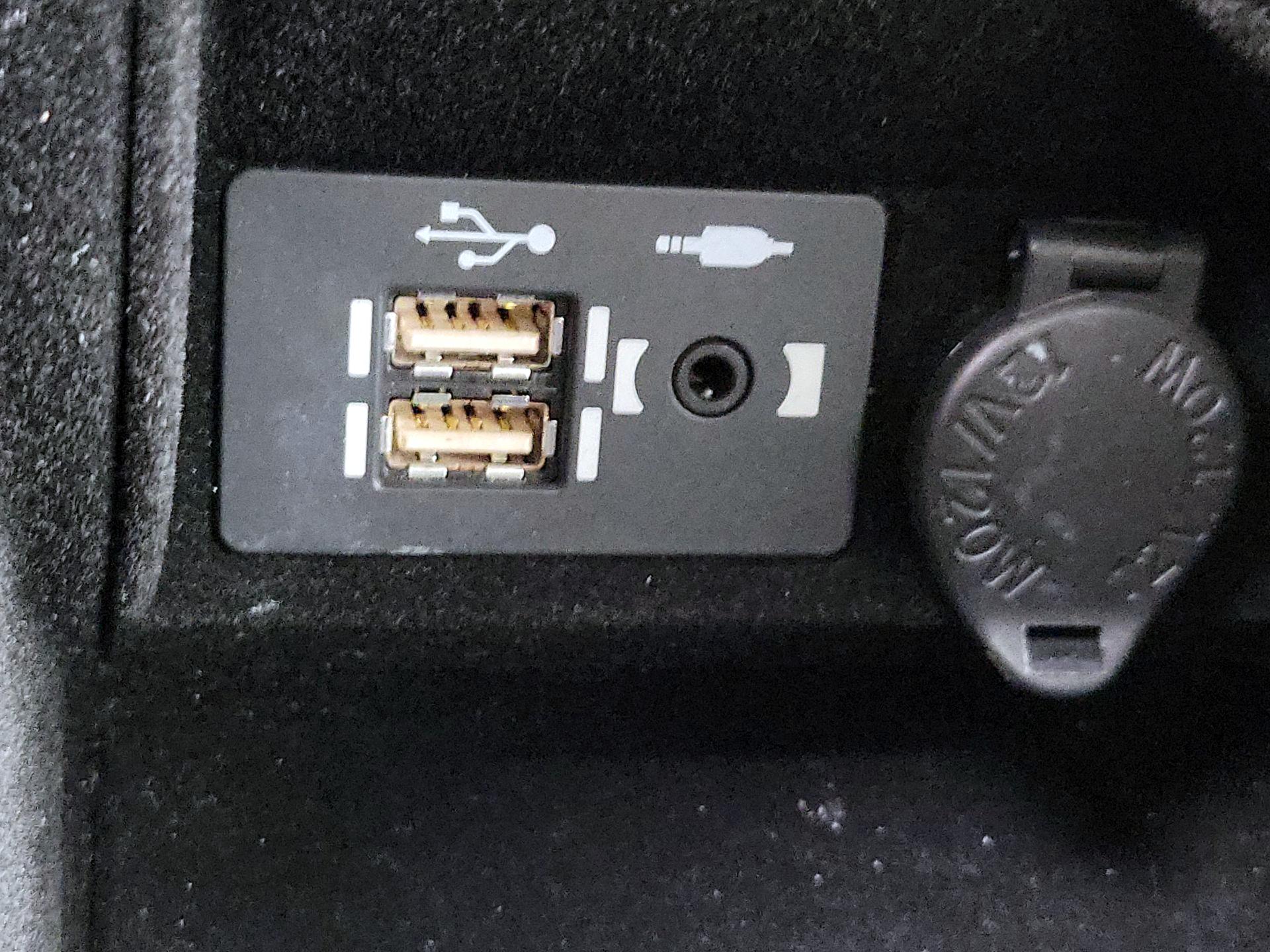 Thumbnail: 2022 Lexus IS - 18