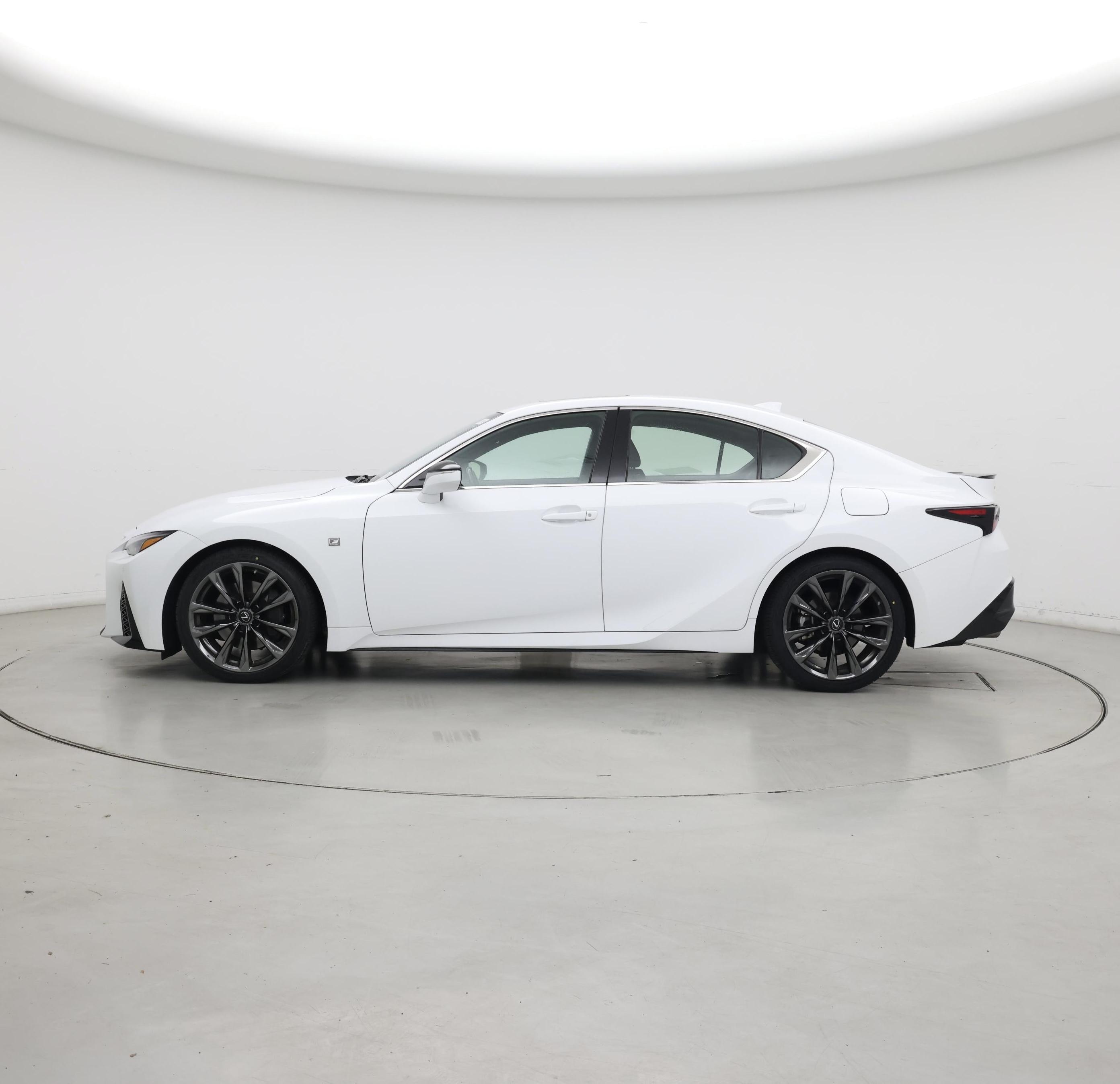 Thumbnail: 2022 Lexus IS - 3