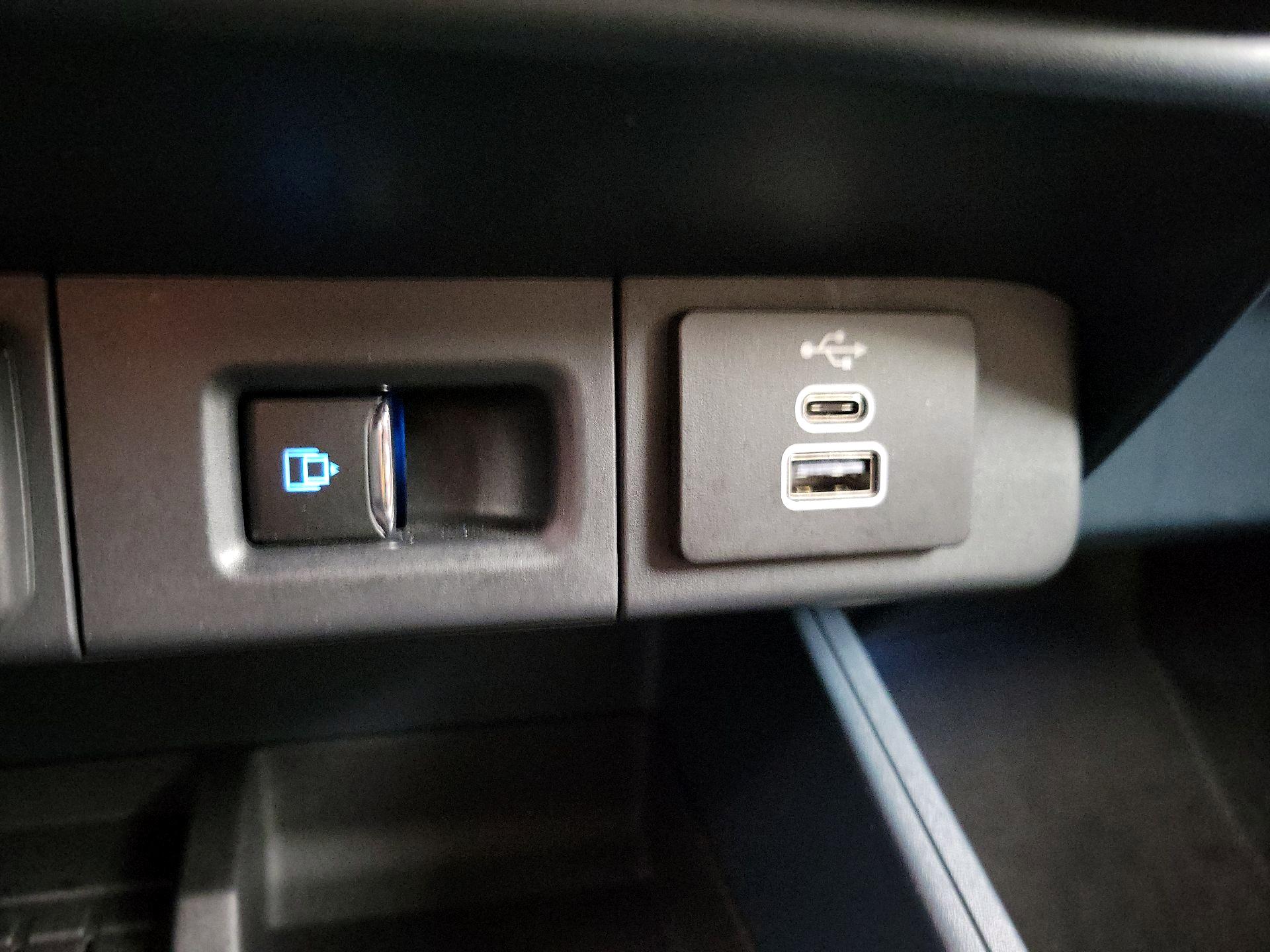 Thumbnail: 2025 Ford Maverick - 19