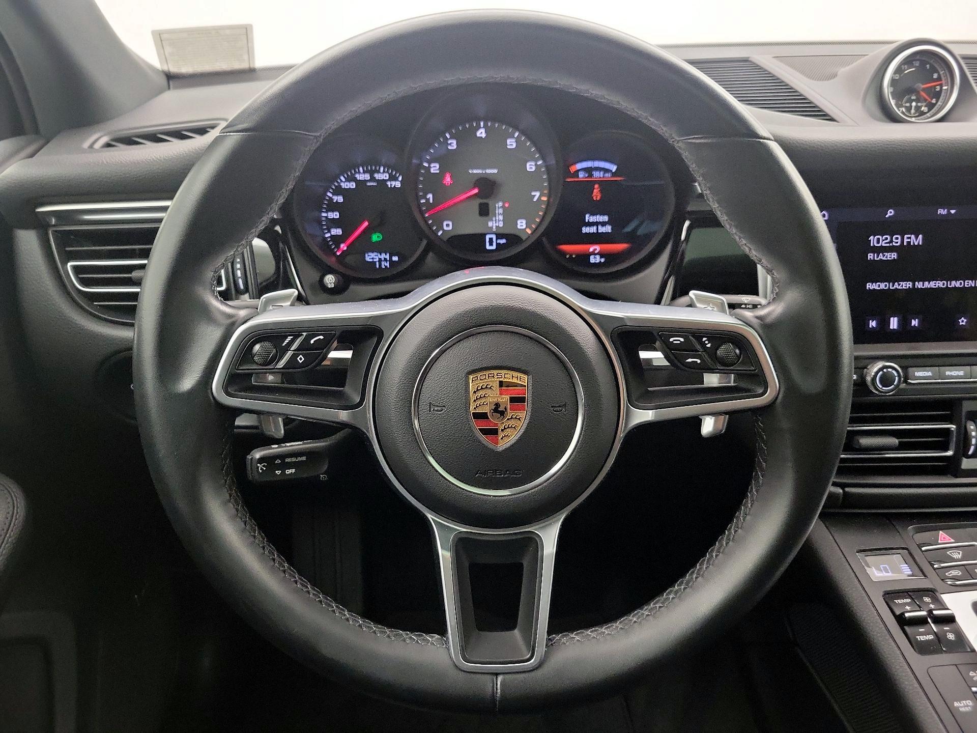 Thumbnail: 2020 Porsche Macan - 10