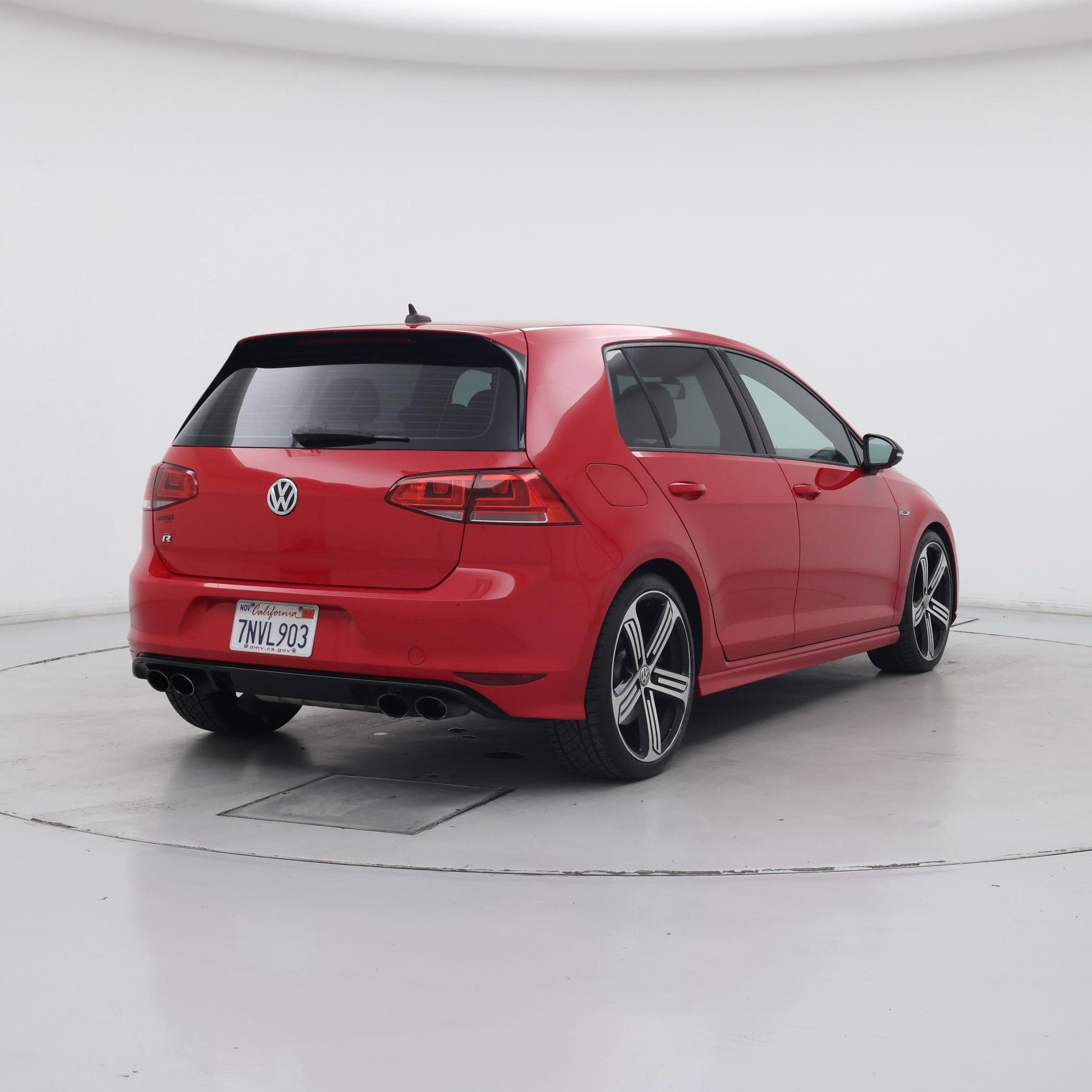 Thumbnail: 2016 Volkswagen Golf - 8