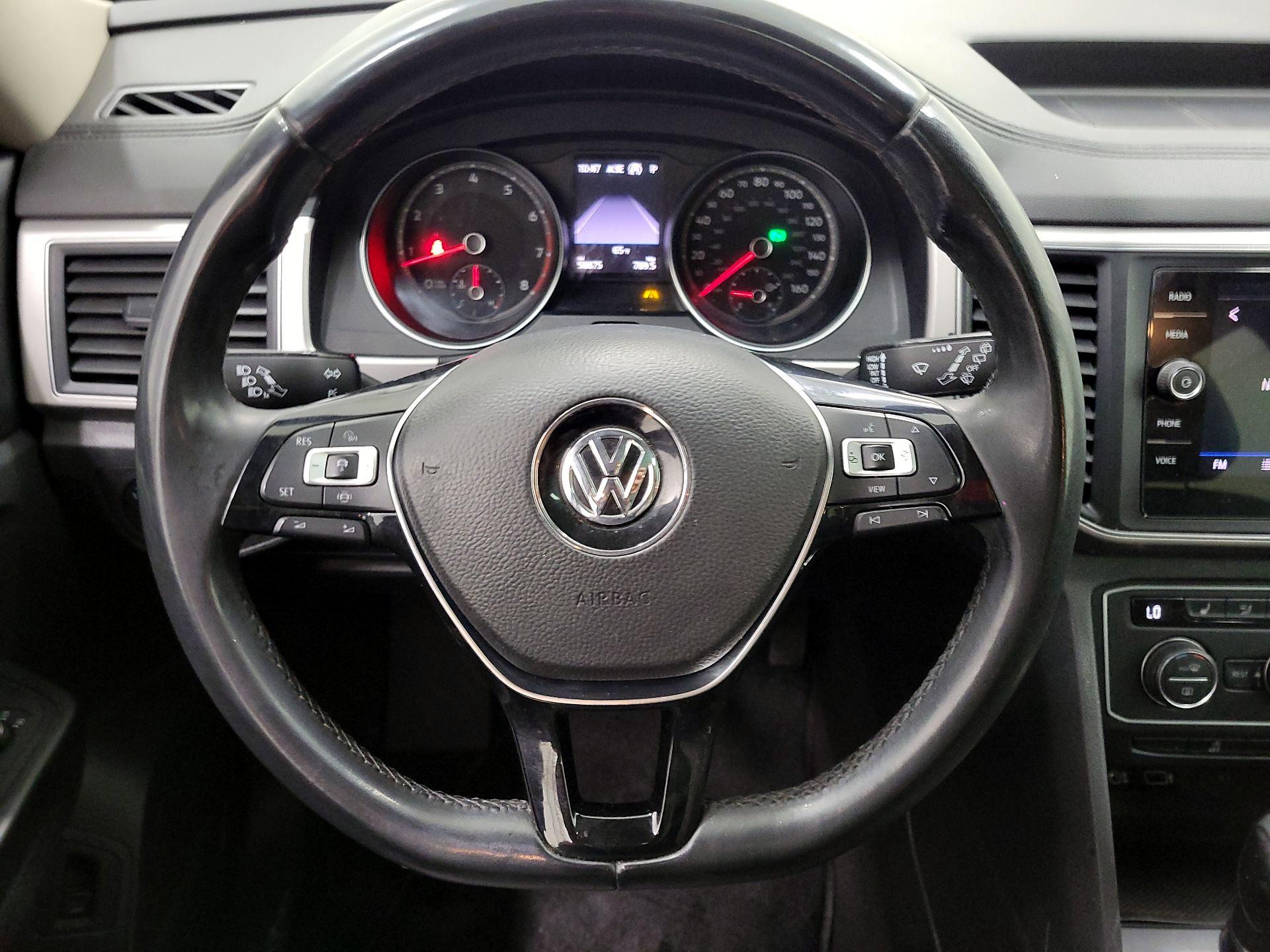 Thumbnail: 2019 Volkswagen Atlas - 10