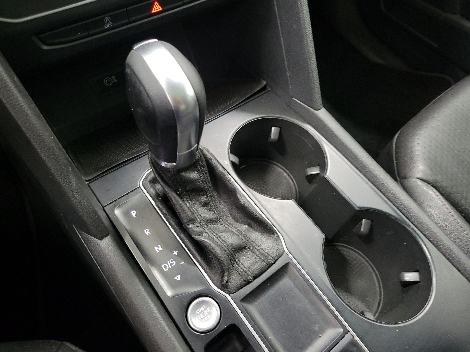 Thumbnail: 2019 Volkswagen Atlas - 17