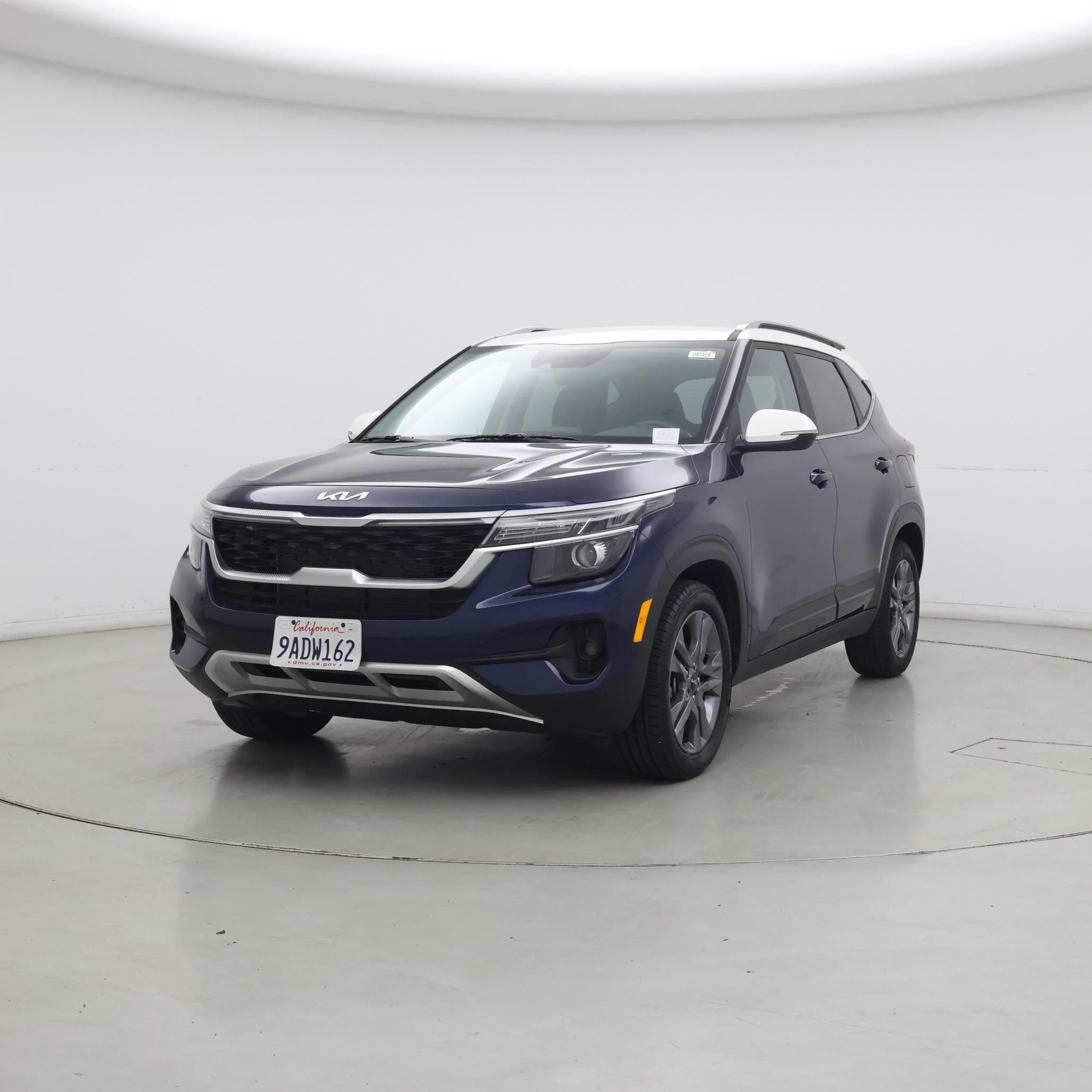 Thumbnail: 2022 Kia Seltos - 4