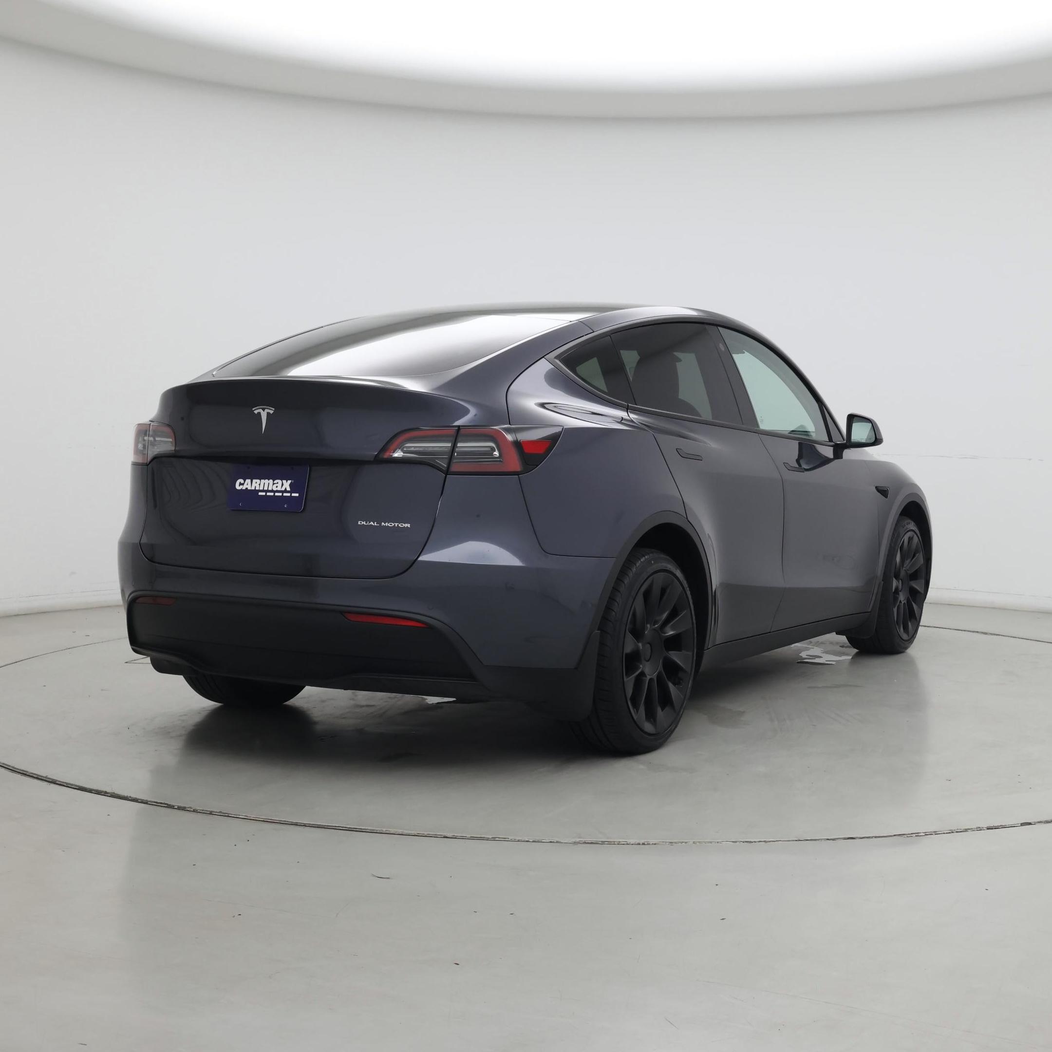 Thumbnail: 2022 Tesla Model Y - 8