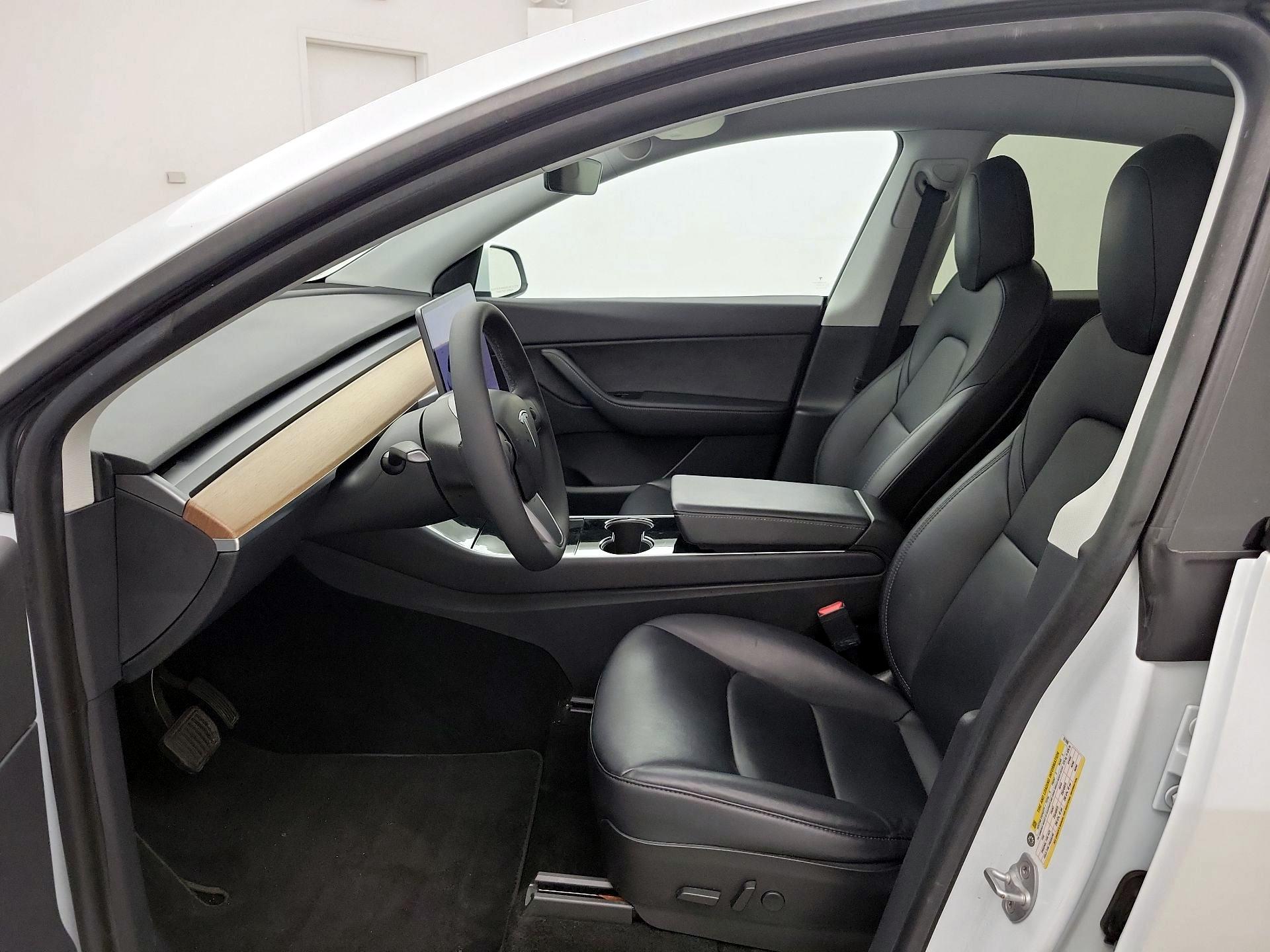 Thumbnail: 2020 Tesla Model Y - 11