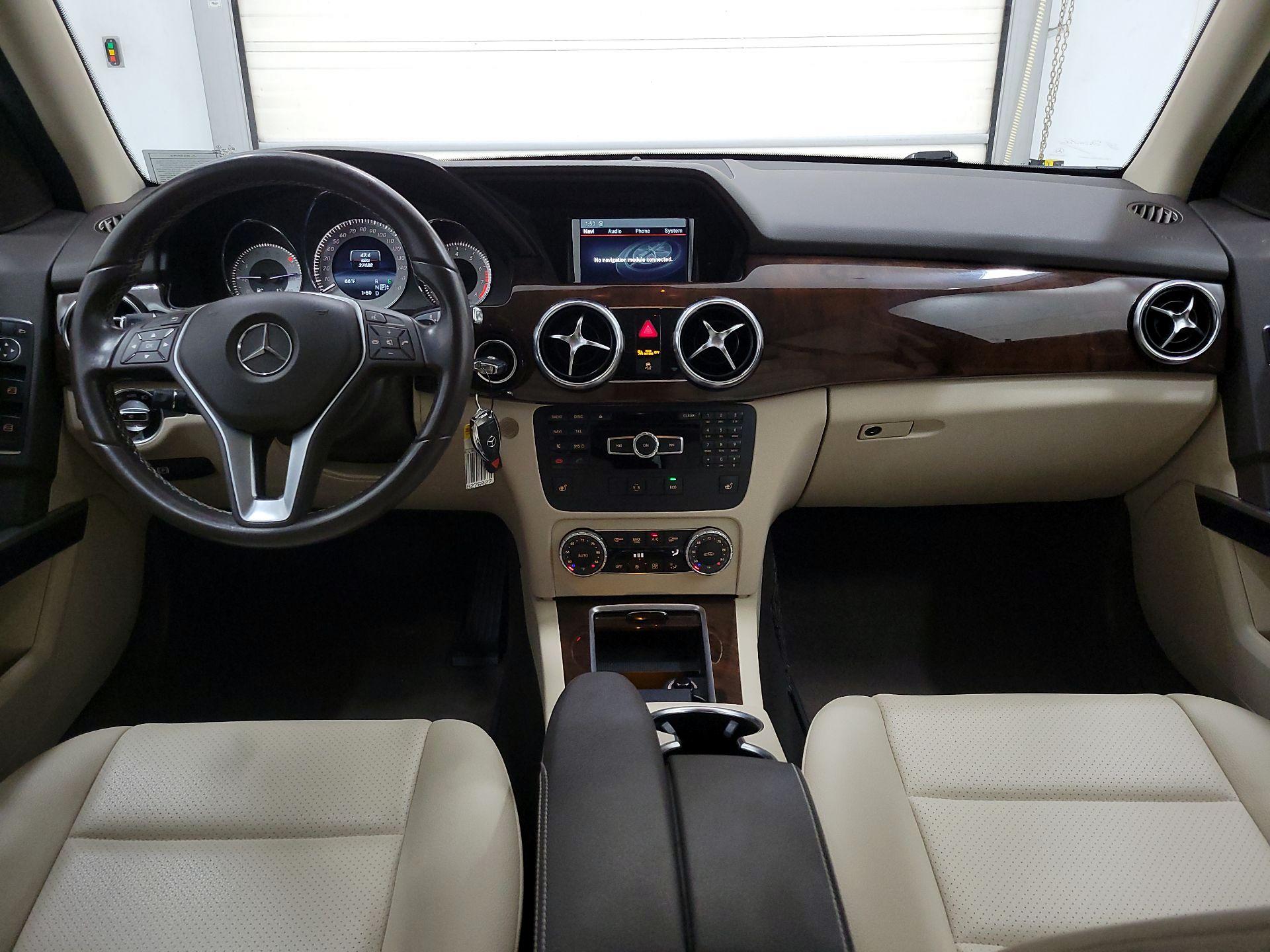 Thumbnail: 2015 Mercedes-Benz GLK - 9