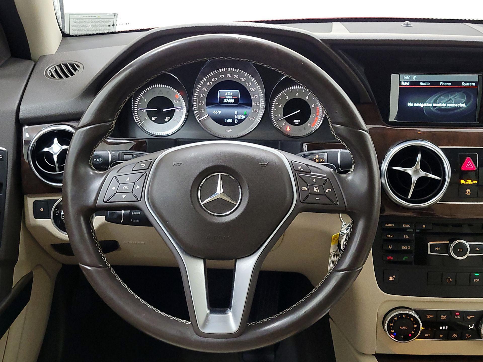 Thumbnail: 2015 Mercedes-Benz GLK - 10