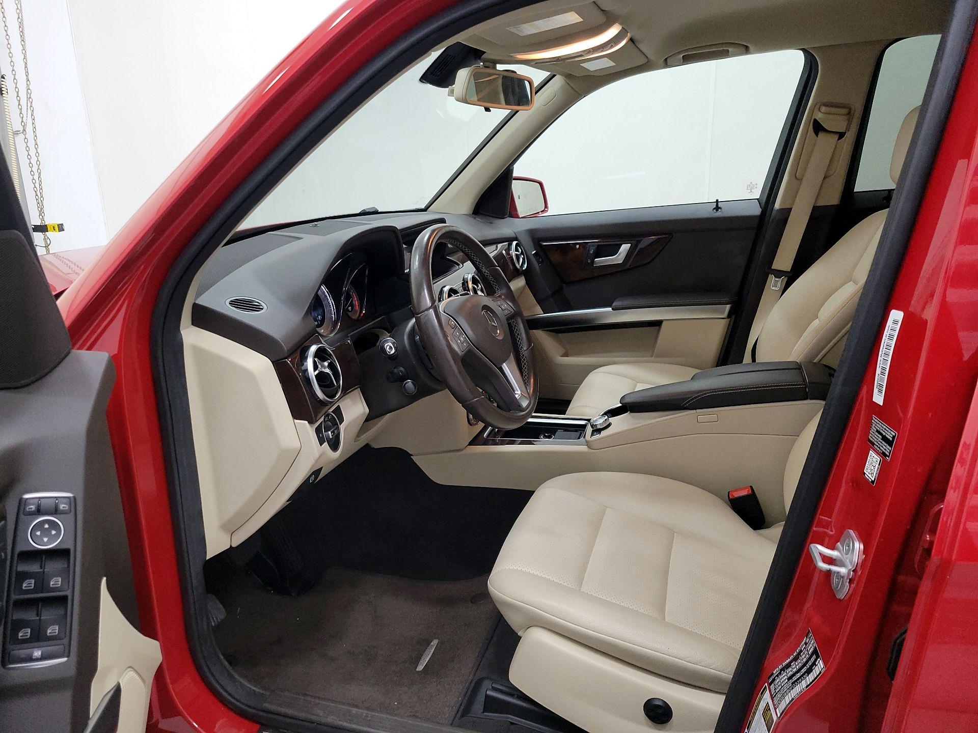 Thumbnail: 2015 Mercedes-Benz GLK - 11