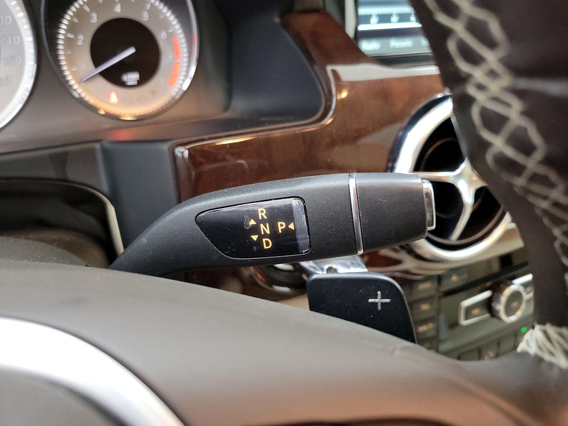 Thumbnail: 2015 Mercedes-Benz GLK - 16